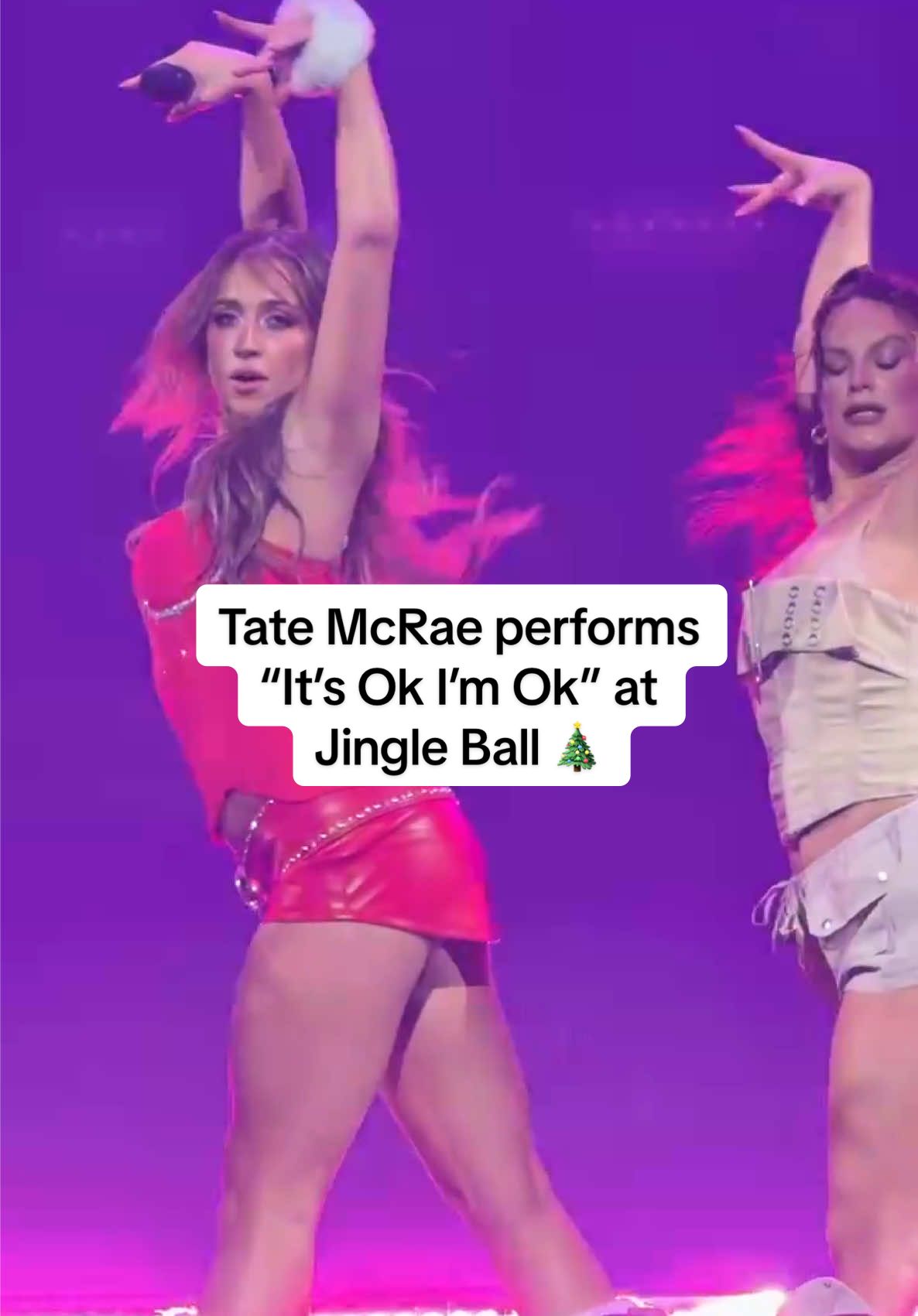 @tate mcrae performs “It’s Ok I’m Ok” at Jingle Ball 🎄 #tatemcrae #livemusic #jingleball #itsokimok #pop #jingleball2024 #losangeles #performance #tatemcraeedits 