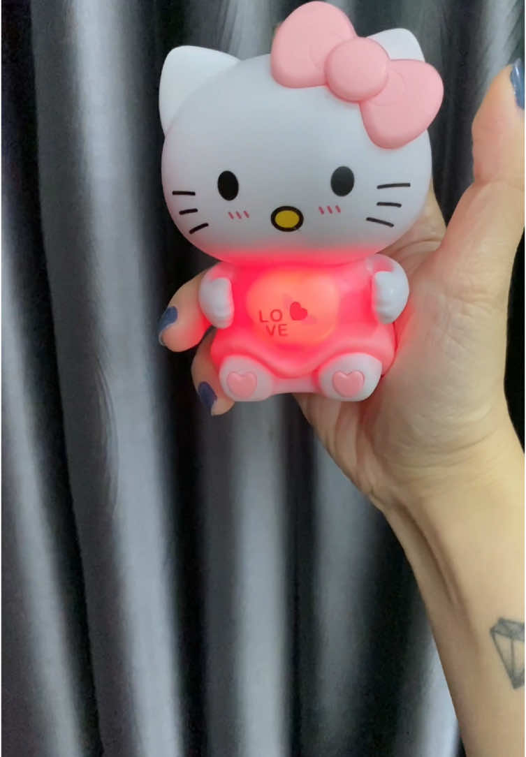 Tỏ tình nhưng thuộc team hướng nội kiểu… #embe1m55 #genzreview95 #review #dochoi #dochoidocla #cute #dethuong #hellokitty #totinh #quatangbantrai #quatangbangai #quatangcrush #quatangsinhnhat #quatangbanthan 