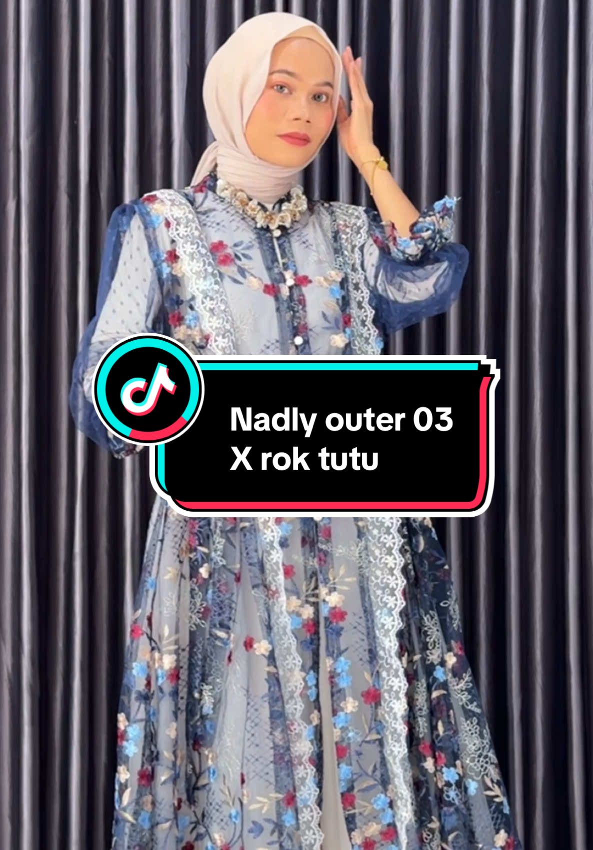 Nadly outer new series segera tayang  dilive 17.00. Jangan sampai ketinggalan live ya ayang #ratushopping21 #dresslebaran2025 #outerkondangan #rayadress #ootdhijab #ootdhijabstyle 