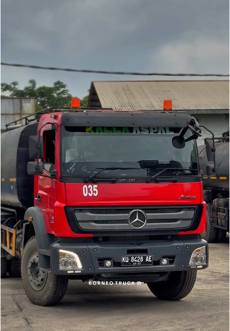 😁😁 #axor #mercedesbenz #borneotruckid #trukmaniaindonesia #samarinda #asphalt 