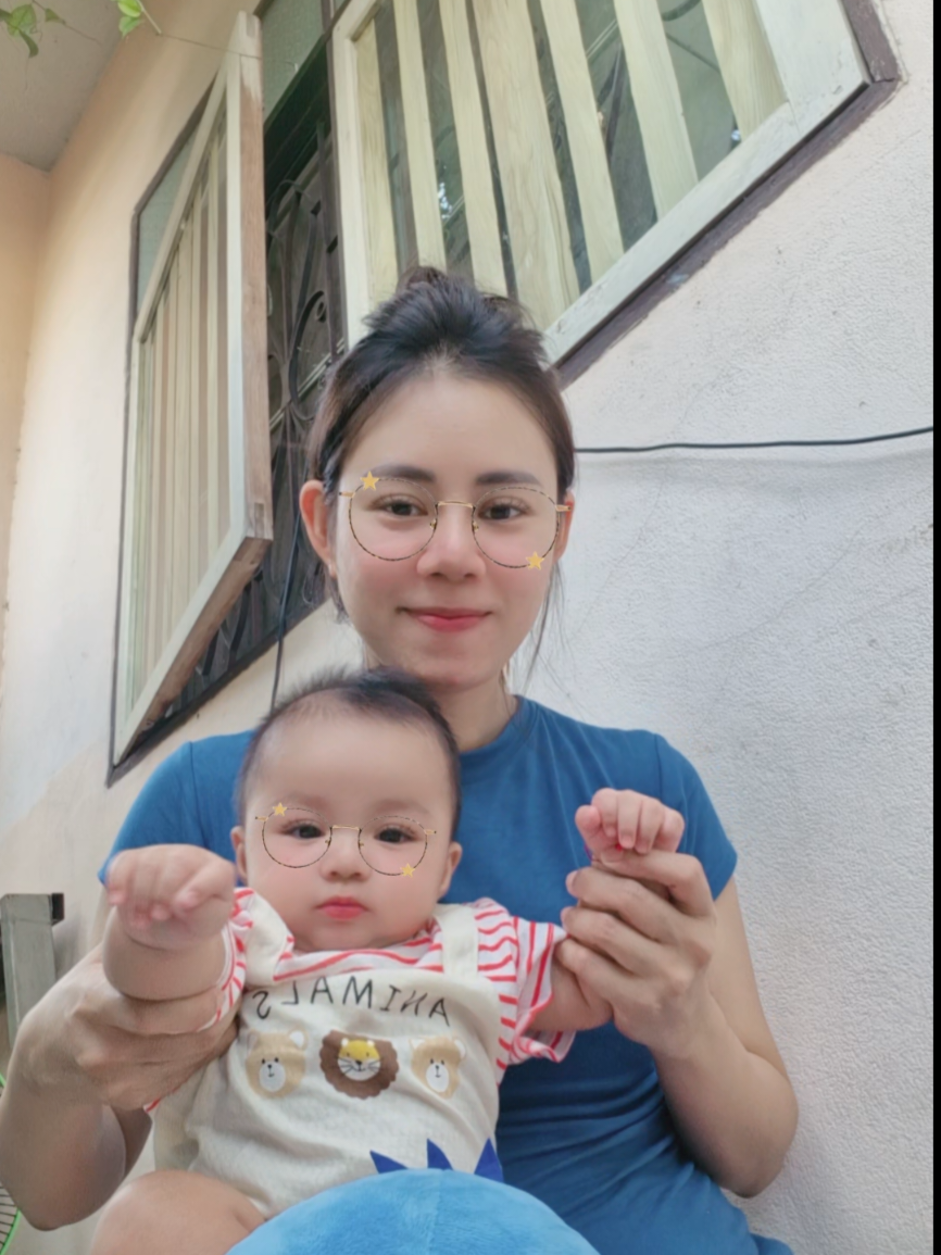 จริงใจใส่แว่น น่ารักจังลู๊กกก 😅😂😂😂 #ลูกสาวฝาแฝด #น้องจริงใจ #เปิดการมองเห็นtiktok 