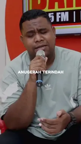 Di buat baper sama makna lagunya #anugerahterindah #andmeshkamaleng  Cr : @andmeshkamaleng  Source YouTube : HTS Records 