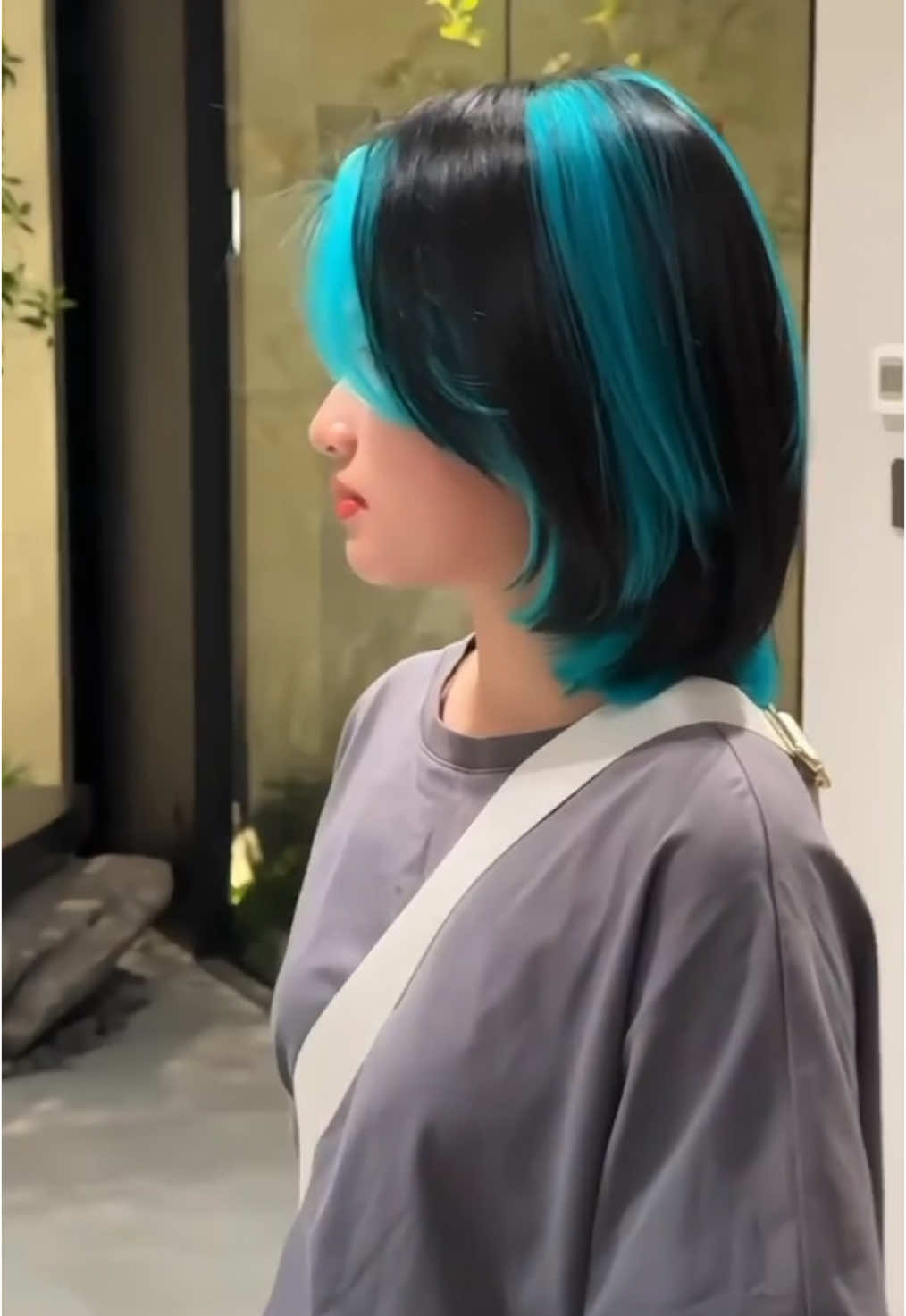 🖤🩵#hairstyle #hair #Haircoloring #haircoloringideas #haircolor #bob #บ๊อบสไลด์ประบ่า  @blackDD69  @blackDD69  @blackDD69 