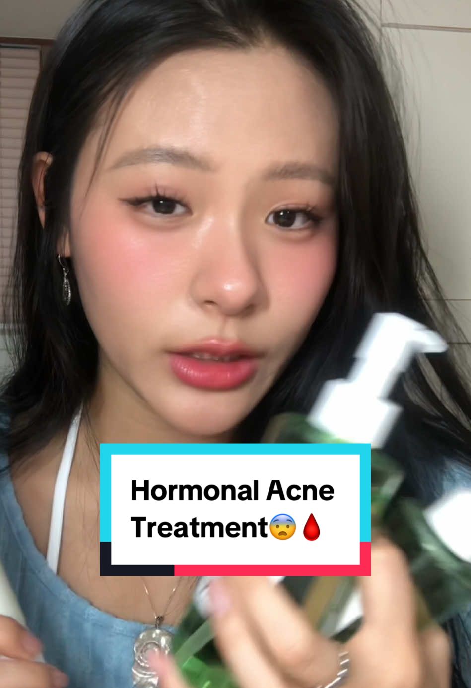 Hormonal acnes are the worst 🤦🏻‍♀️😨 Does centella asiatica and mugwort work for you? #periodpain #ihateperiod #hormonalacne #acneproneskin #oilyskin #sensitiveskin #hormonalpimple #acneroutine #acnestruggles #koreanskincare #orien #fyp #creatorsearchinsights 