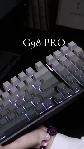 G98 Pro has upgraded its battery capacity (8000mAh), ultra-low latency, and flame orange switch, making it the best choice for gaming.💝#mechanicalkeyboard #1212tiktokshopping #techreviewer #customkeyboard #desksetup #GamingSetup #pcsetup #g98 