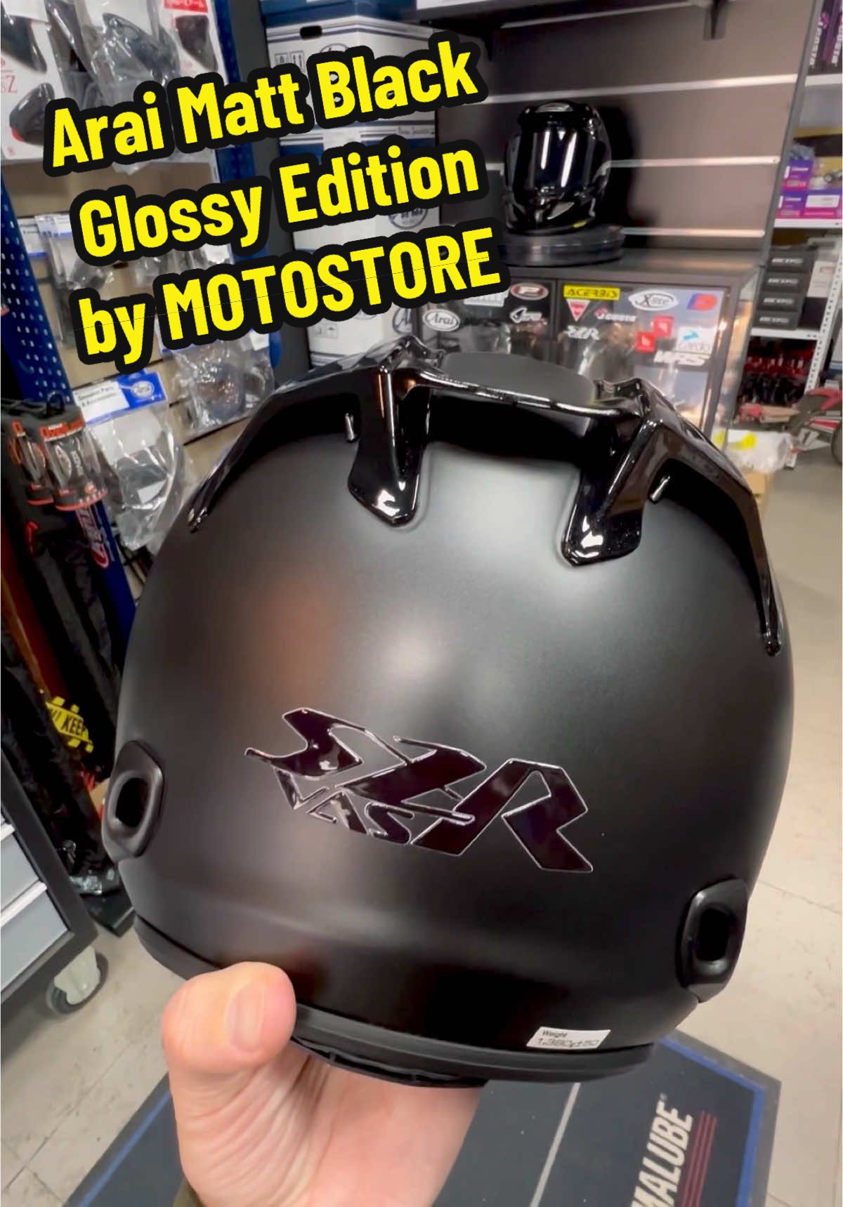 ❗️שוב במלאי❗️ Arai Matt Black Glossy Edition by MOTOSTORE זמינה במידות M,L אצלנו בחנות. 📍כתובתנו:  ראול ולנברג 14, תל אביב 🕑שעות פעילות:  ימי ראשון עד חמישי 09:00-18:00 שישי וערבי חג 09:00-14:00, שבת סגור. 📞ניתן ליצור קשר בטלפון 054-5309699 🤳את כל המוצרים והמבצעים ניתן למצוא באתר שלנו: ‏www.motostore.co.il #araihelmet #casque #arai #bikelife #yamaha #xadv750 #kawasaki #alpinestars #casquearai #tmaxisrael #אופנועים #קסדות #טימקסים🖤 #טימקס530 #אופנועים_בדם💉❤️ #ווילי #mt07 #mt09 #fypmoto #motorcycle #helmet 