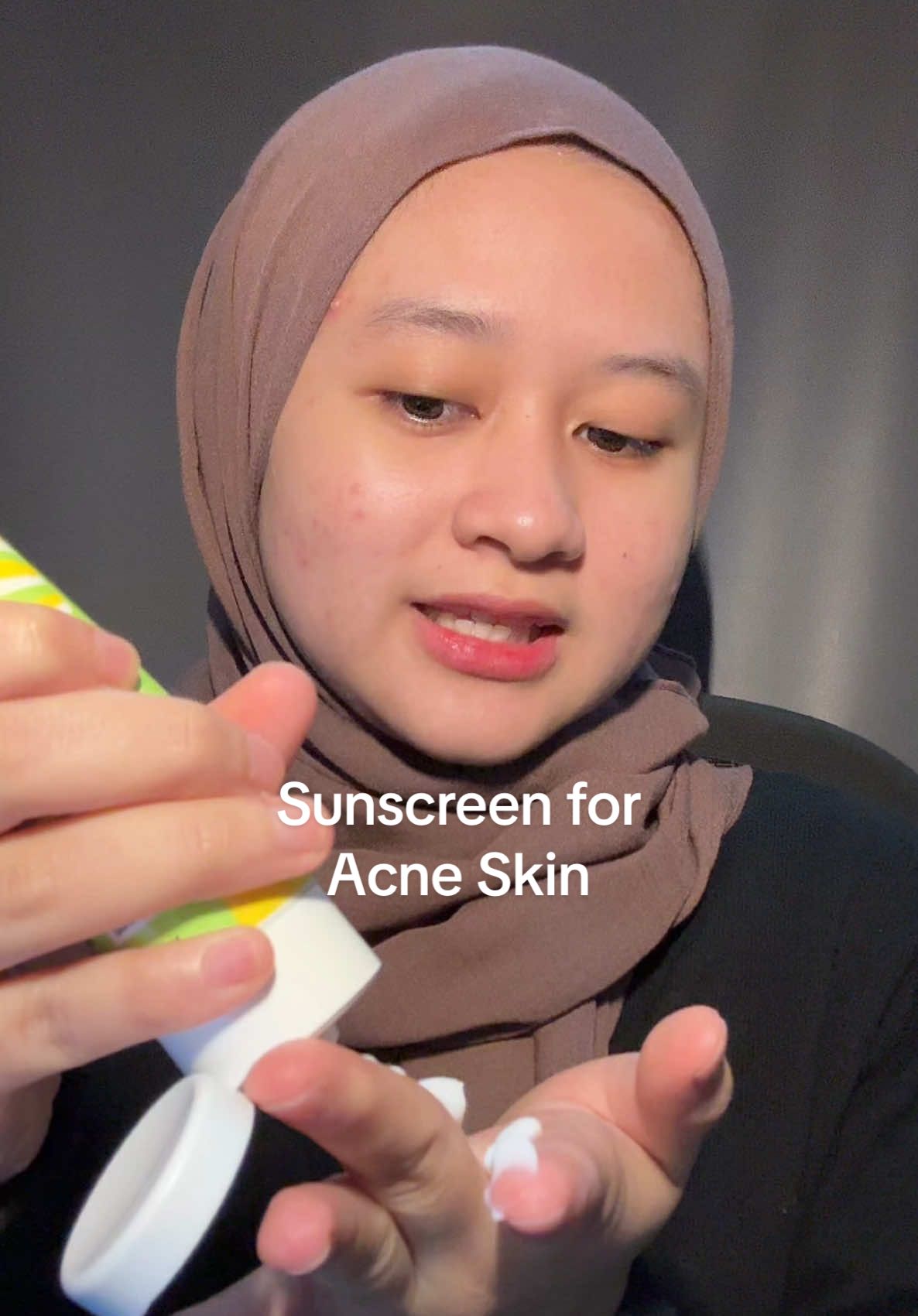 mending dari sekarang pilih sunscreen yang pasti2 aja guyss #AzarineSunscreen @azarinecosmetic 