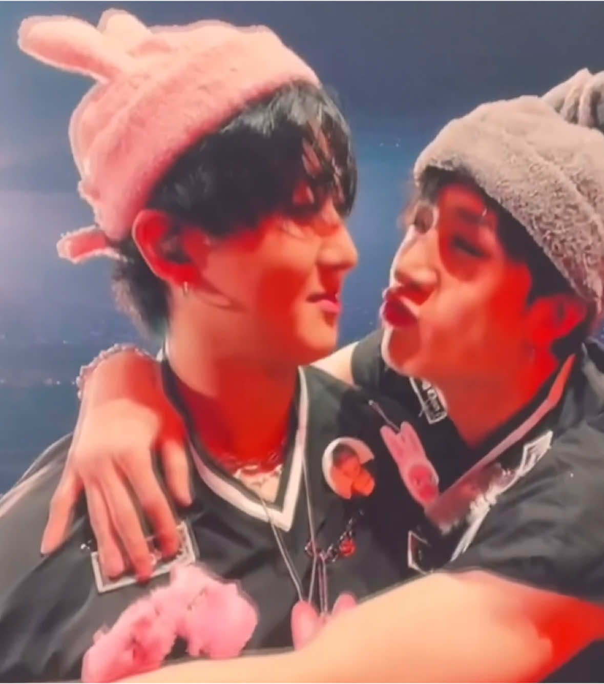 chan tried to kiss changbin again…#binchan #bangchan #changbin #straykids #binchanedit #fypシ #foryoupage 