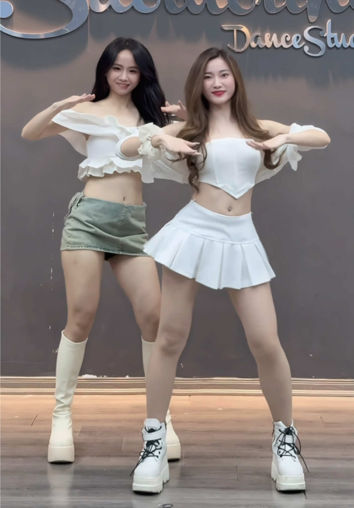 Mn rủ nhau đi anh trai say hi 🥹 tui ở nhà đăng clip vậy   Dc: @Thuỳ Dương Nè  #xuhuong #xh #fyp #xuhuongtiktok #trending #nhaytiktok #viral 