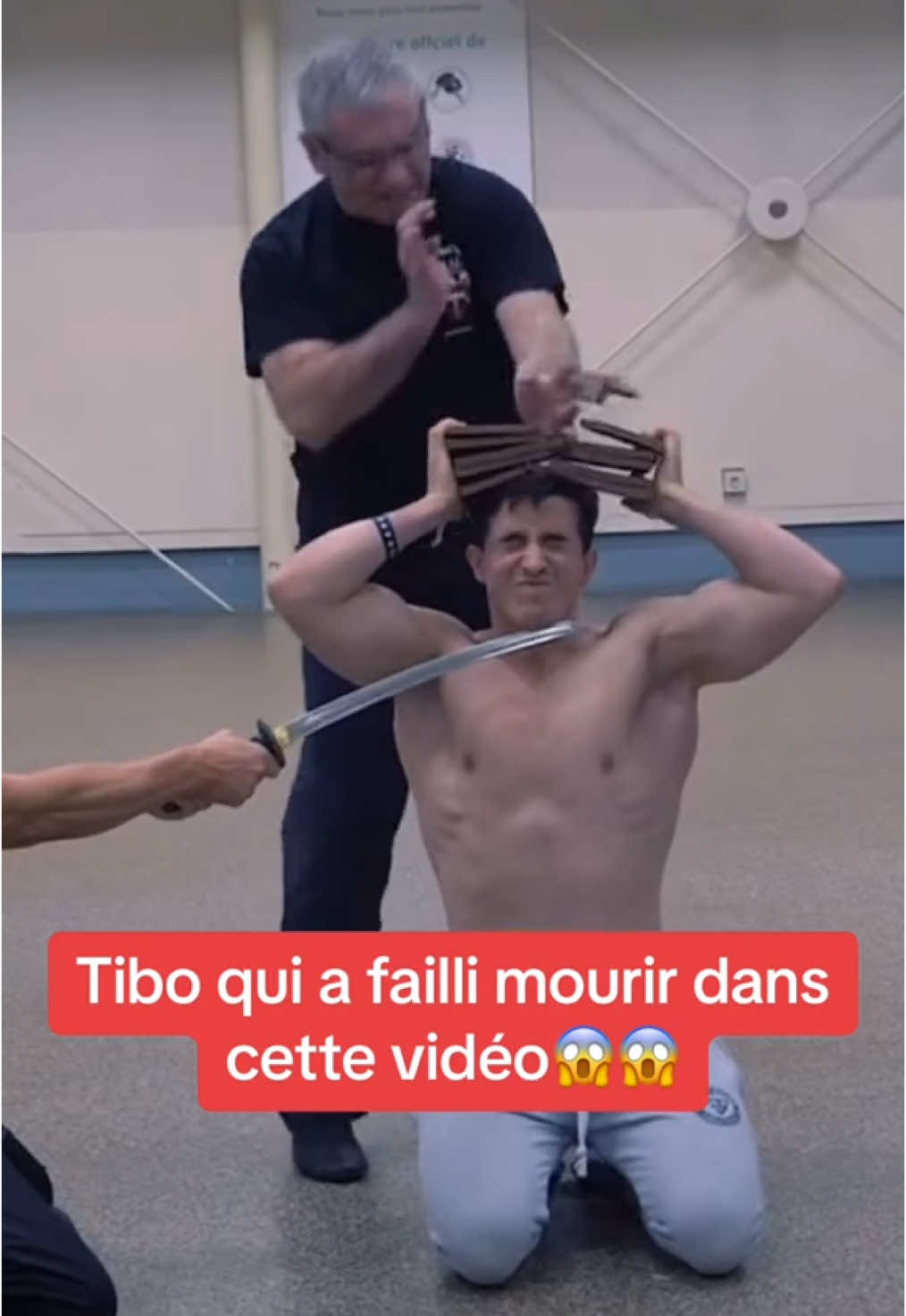 La video la plus risquée de sa vie😱🔥 #tibo #inshape #tiboinshape #extreme #sport #extremesports 