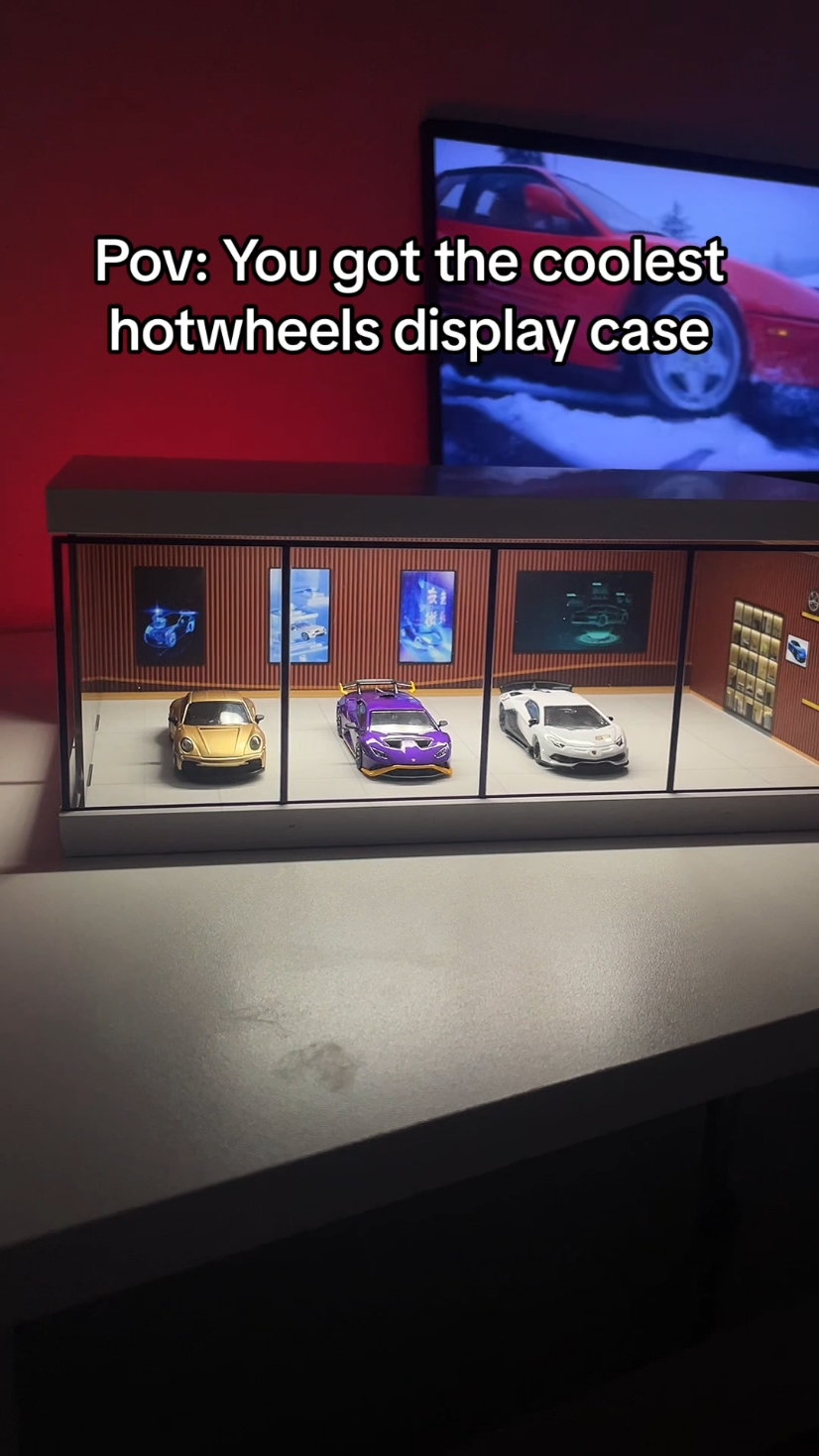 So clean 👌🤩 #showroom #displaycase #hotwheels 