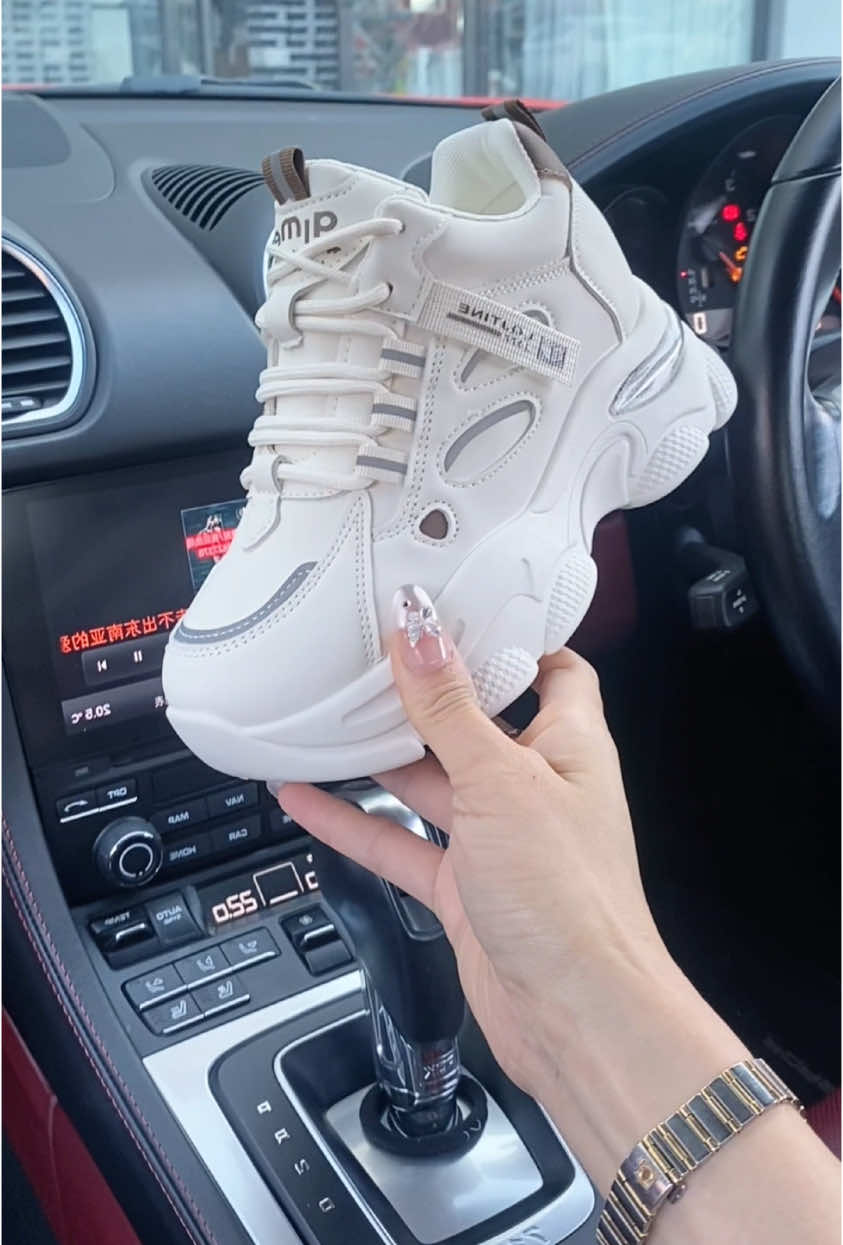 Giày thể thao nữ nâng đế 9cm mẫu mới!#giaythethao #giaydep #thoitrang #xuhuong #trending #fyp 
