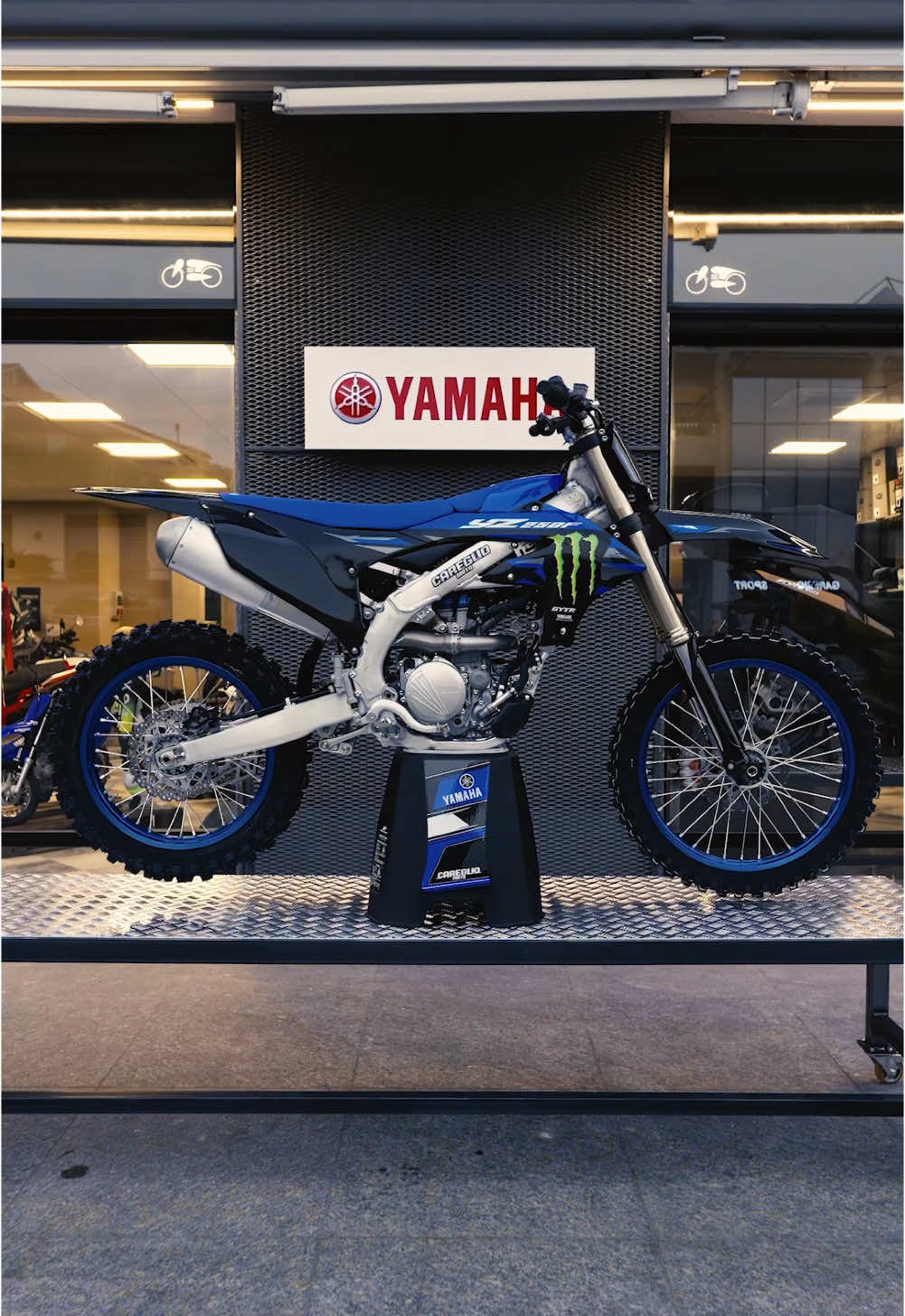 YZF 250 MONSTER EDITION 2025💚 #motard #yz #yamaha 