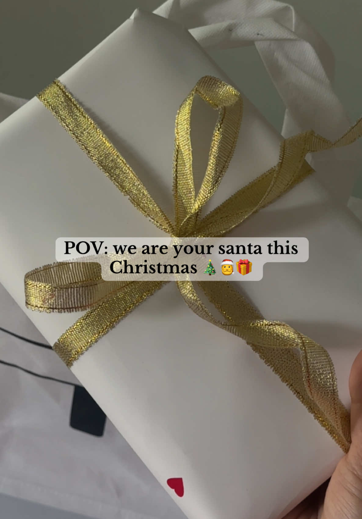 Surprising you all lovelies with a special gift along with your order 🎅🎄🎁 #christmasgift #celebration #gifts #smile #fleektrickfits #Love #fyp #foryou 