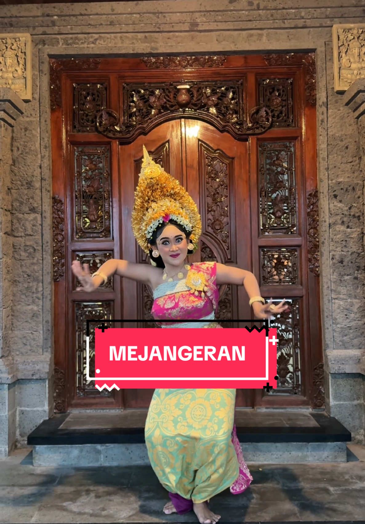 ikutan yang lagi viral @Naluri Manca ✨ #pradnyalarasari #penari #penaribali #balinesegirl #balinesedance #balinesedancer #balinesewoman #tari #taribali #nalurimanca #balinese #bali 