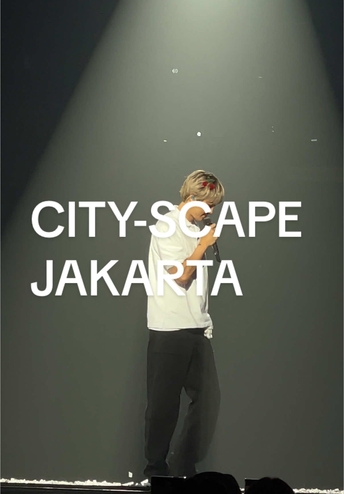 i love him so much 😭❤️🥺 #chanyeol #cityscape #cityscapejakarta #exo