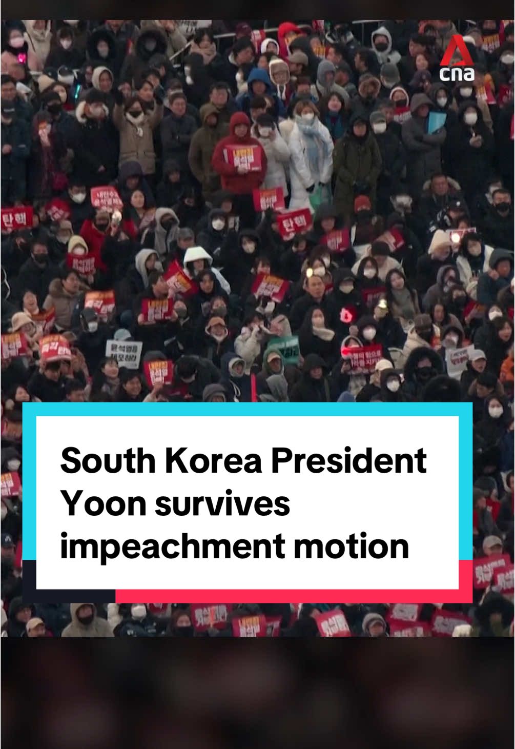 South Korea parliament's impeachment vote against President Yoon Suk Yeol failed on Saturday (Dec 7), after lawmakers from his ruling party People Power Party (PPP) boycotted the ballot despite huge protests outside parliament. #southkorea #southkoreanews 