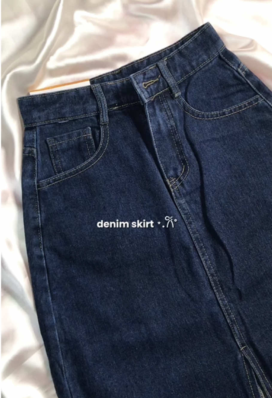 grabe 248 lang talaga to @cadilin?🤯 bat ganto yung quality ang kapal ng pagkadenim nya aaaa parang sa mall yung quality 😭😭 #denimskirt #skirtrecommendations #denim #denimlongskirt #denimlongskirts #for #foryoupage #foru #viraltoday #foryoupage #fypppppppppppppppppppppppfypp #fypp #cadilin #fyppppppppppppppppppppppp #fypppppppppppppp 