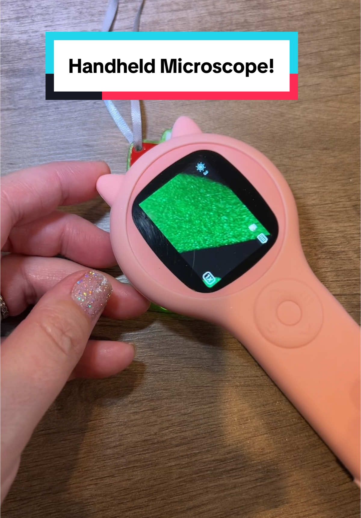 Mini Handheld Microscope is the perfect gift for a stocking! #creatorsearchinsights #minimicroscope #microscope #microscopetiktok #uniquegifts #kidsgifts #fungifts #childgifts