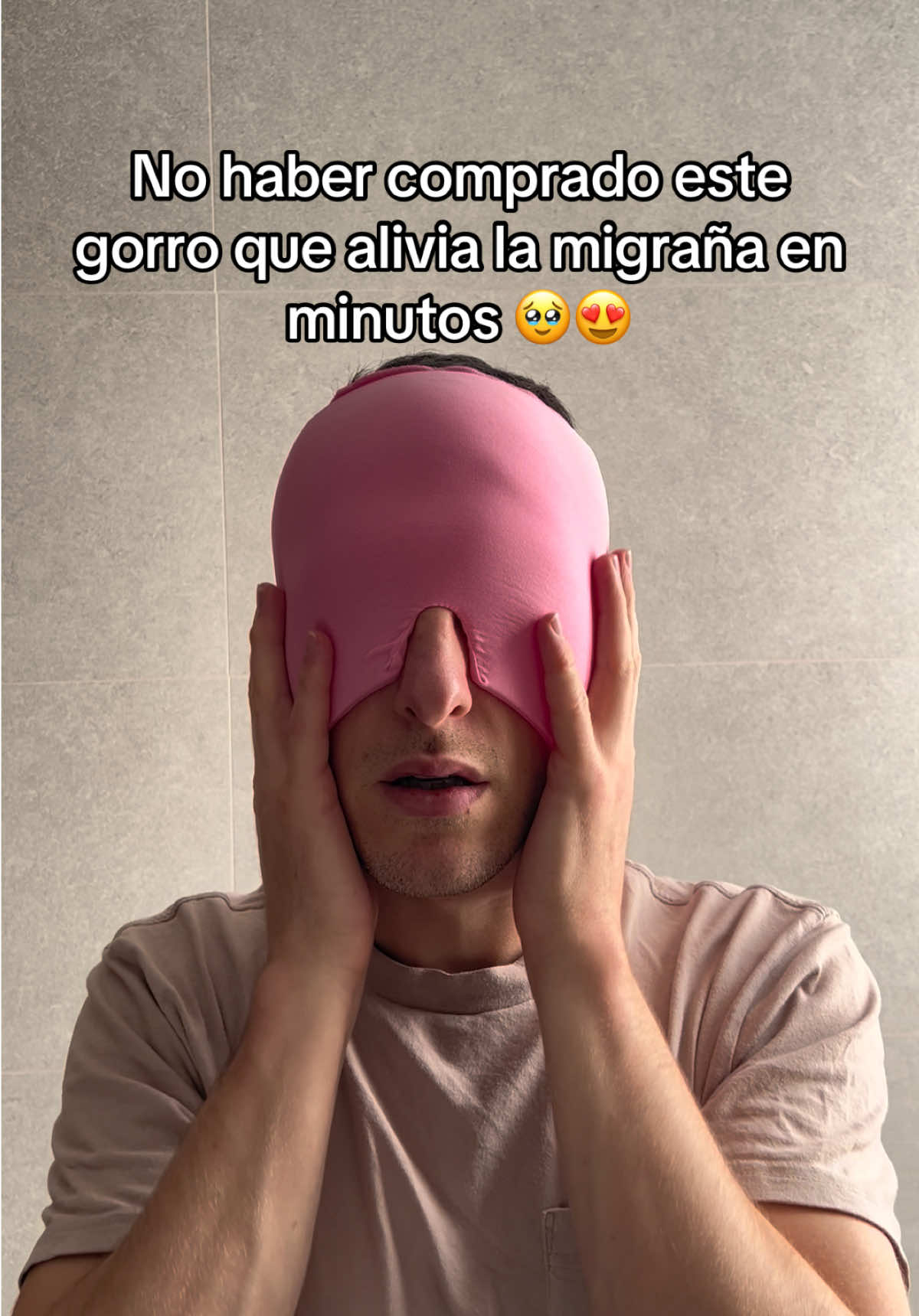 ¿Quién necesita un gorro para quitar la migraña? 😮😮 Este gorro anti migraña de hidro gel está diseñado para brindarte un alivio rápido y efectivo. #migraña #dolor #dolorcabeza #migrañacrónica #alivio 