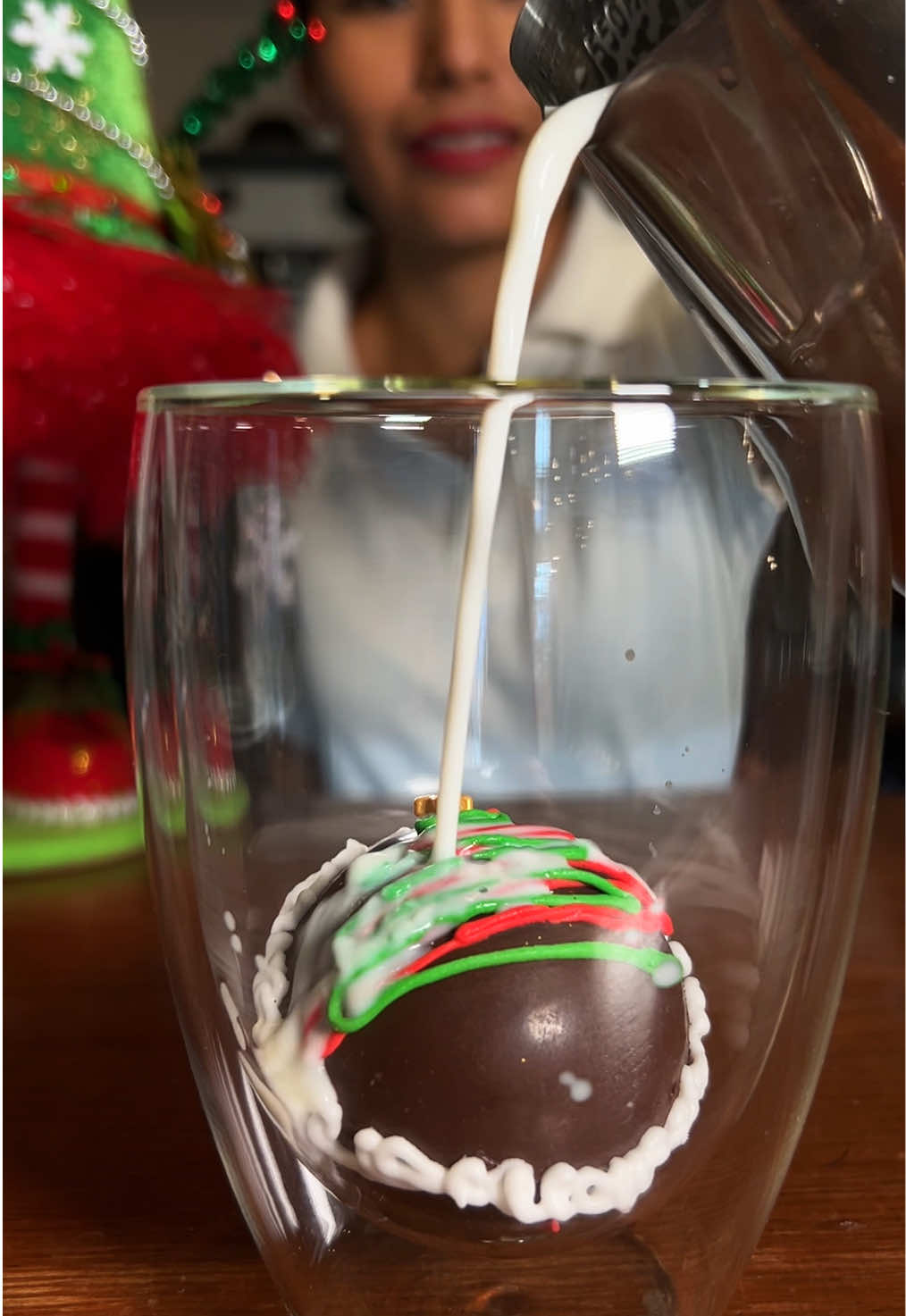 ✨🍫🎅🏻🥛 Disfruta de nuestro especial de Navidad! 🎄✨  #restaurantchabuca #navidad #chocobombasnavideñas #chocolatecaliente #findeaño 