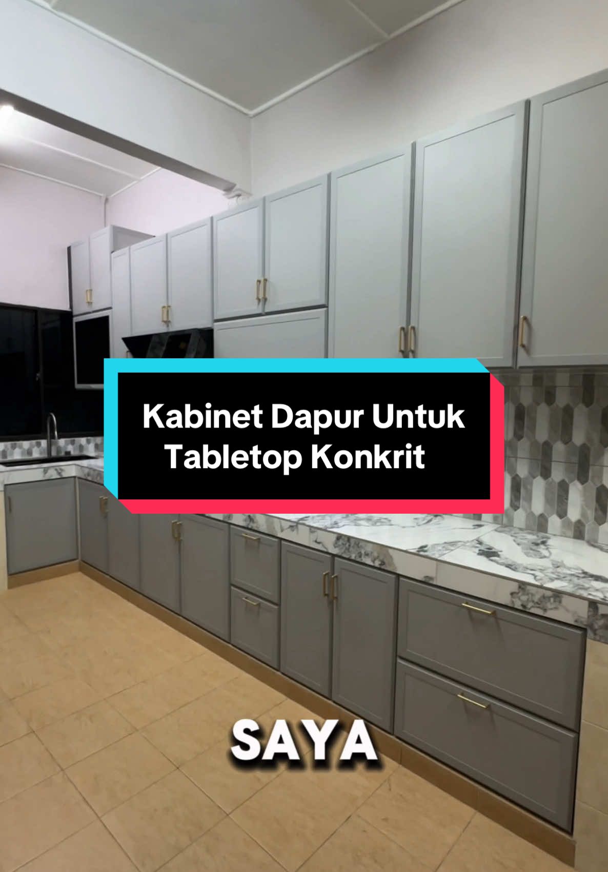 Pemasangan kabinet dapur aluminium untuk konkrit table top sedia ada. #kabinetdapurjohor #kabinetdapuraluminium #kitchencabinet #blenokitchen #tabletop #konkrit #renovation 