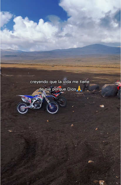 Agradecido 🙏#CapCutMotivacional #Motivacional #reflexaododia#pypシ #activosteam🏁 #motocrosslife #factorywork  @NR_DG2021 🖋️🎬 📍Ingapirca-Ecuador🇪🇨