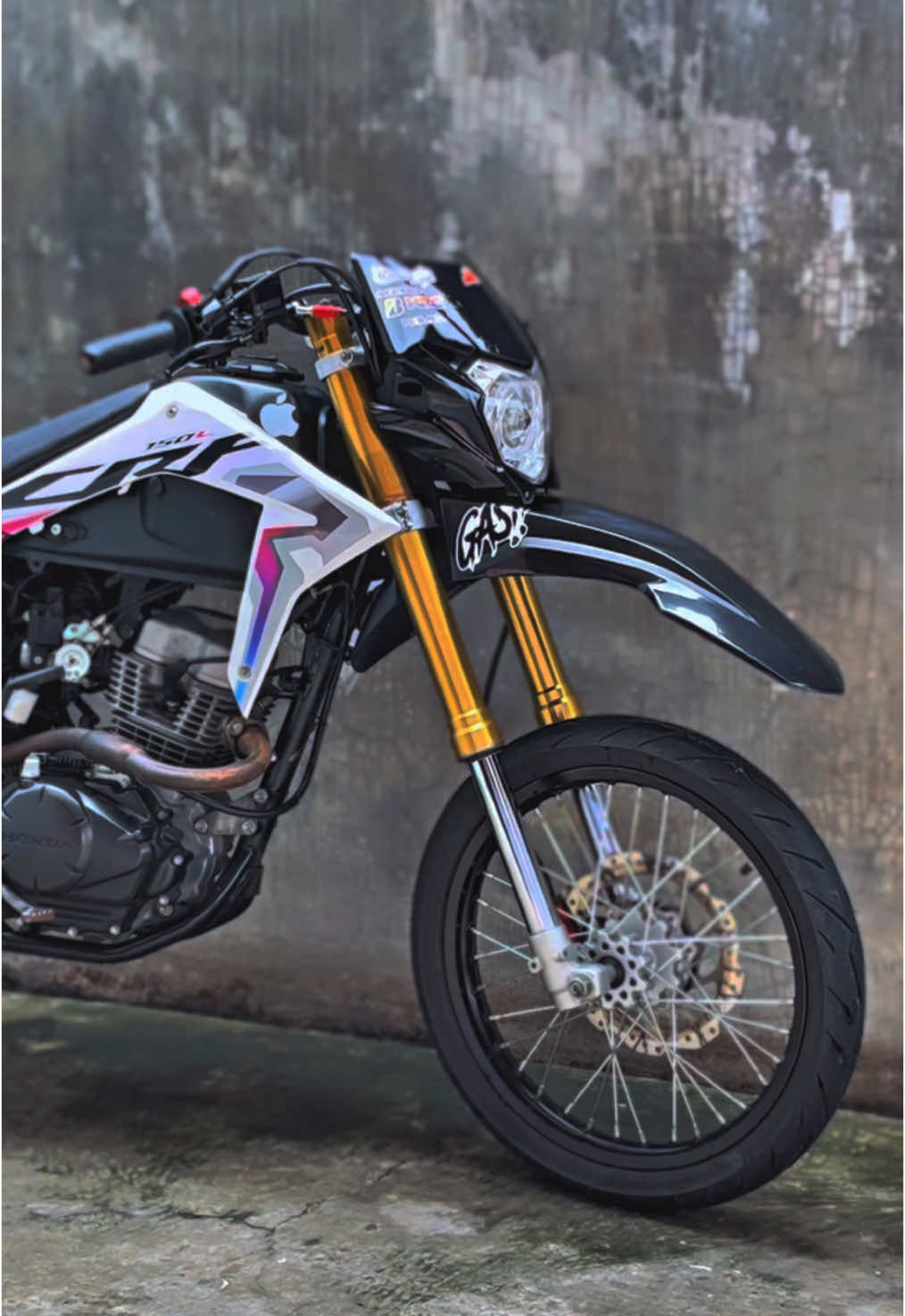 🤙🏻😜#crfherexstyle #crf150l #supermotoherexstyle #surexgank #capcut #tiktokviral #fyppppppppppppppppppppppp 