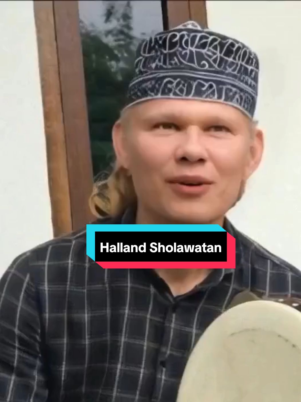 erling Halland #fyp #nahdlatululama #parodysong #beranda  @semua #hhealeng 