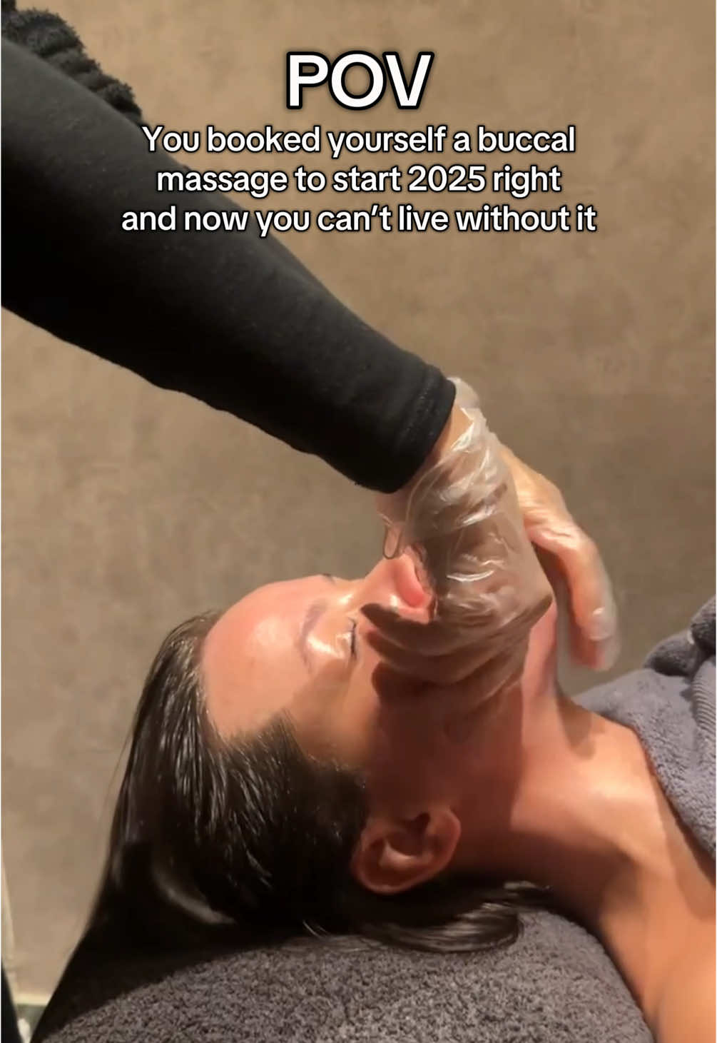 Your sign to start 2025 right ✨ #buccalfacial #buccalmassage #facialmassage #facialmassages 