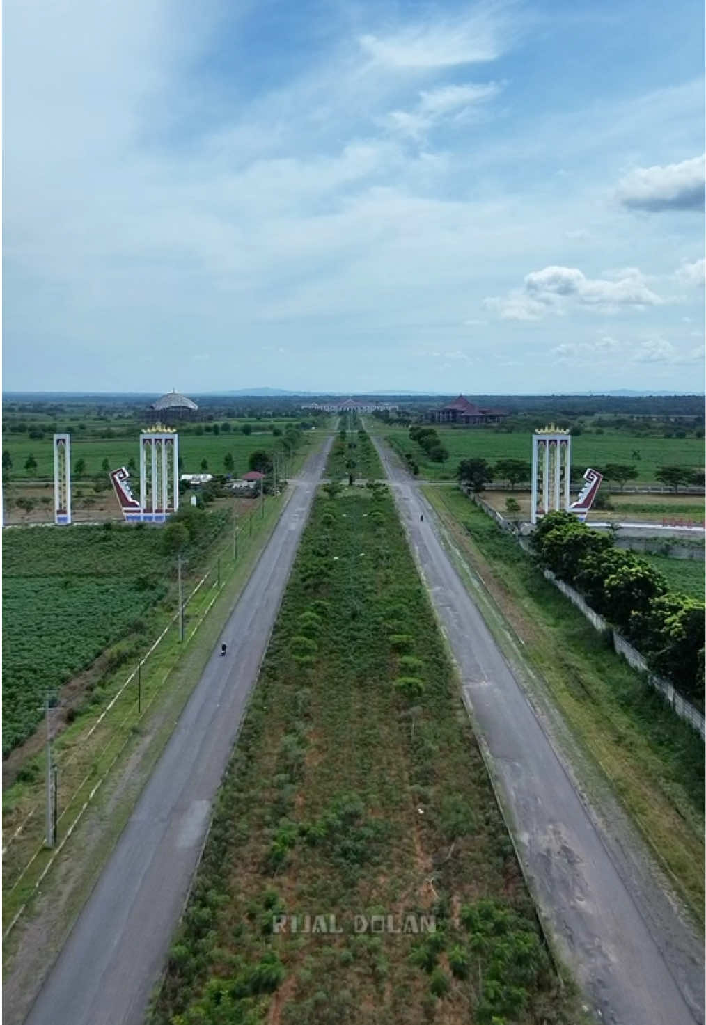 Apakah tempat ini akan menjadi ibu kota bandar lampung gaes #lampung #lampungselatan #lamsel #jatiagung #drone #videodrone #lampunggeh #fyp #trending #kotabaru 