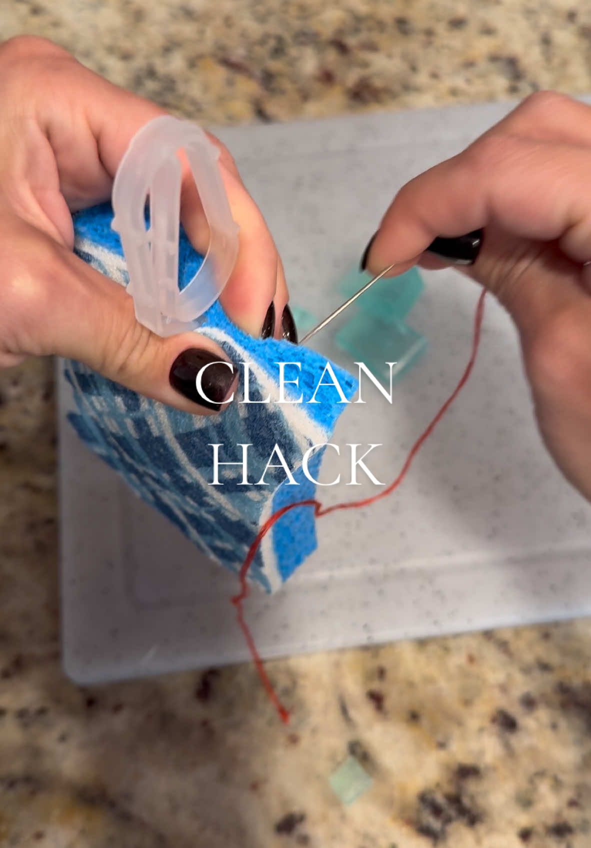 This is brilliant #homehack #clean #hacks #cleaning #mom #momlife #Home #LifeHack #advice 