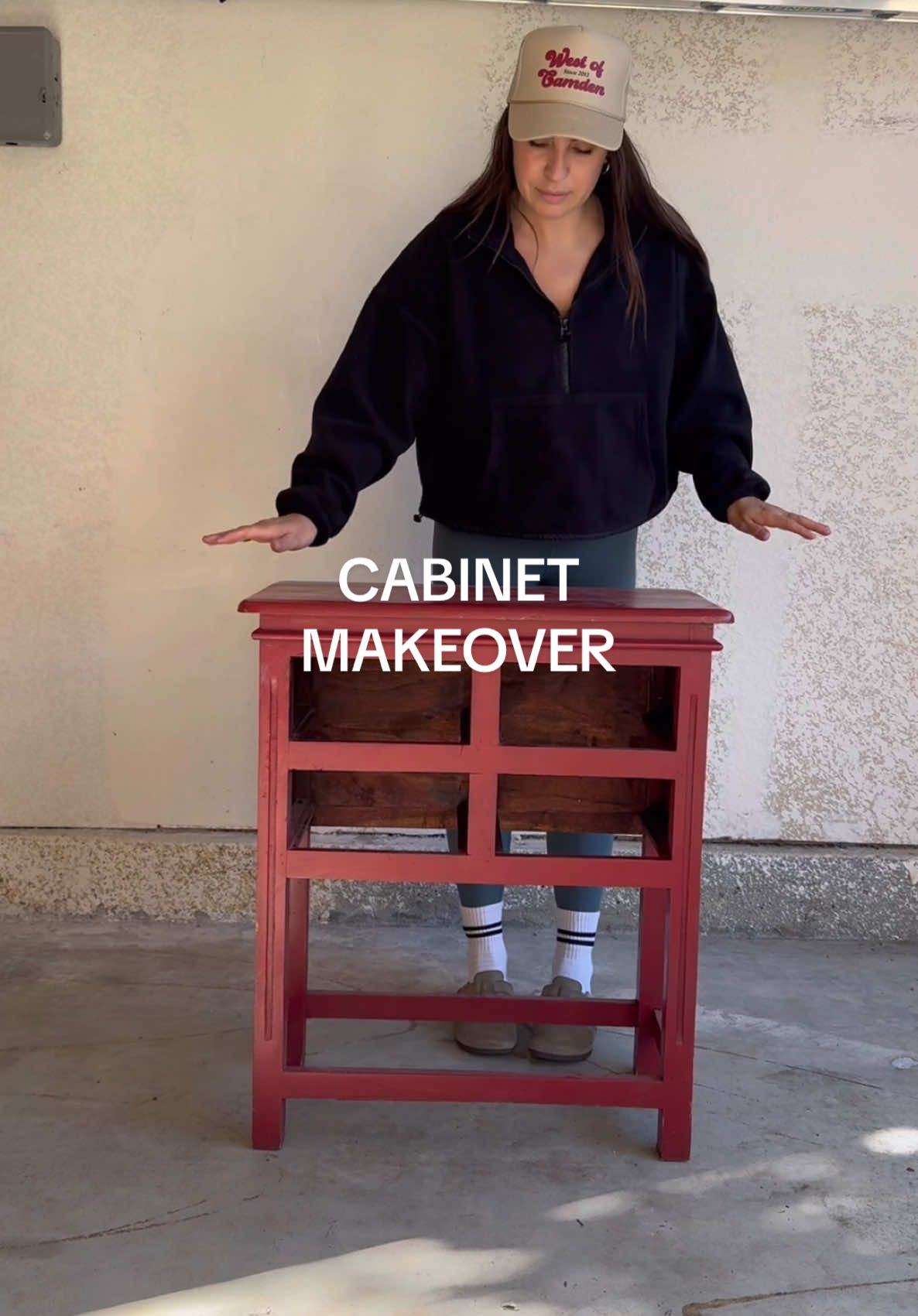 This cabinet makeover did NOT go to plan! 🤯  I’m using @Dixie Belle Paint in the shade “Umber” in their silk range! #DixiebellePartner #furnitureflip #furnituremakeover #cabinetmakeover #paint 