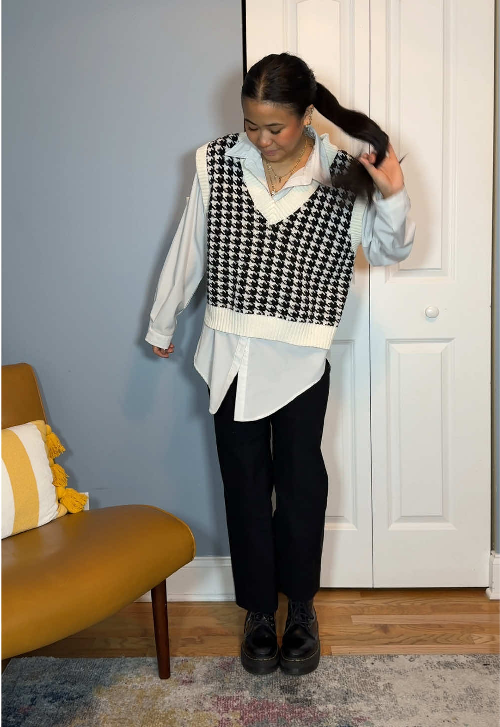 MY OUTFITS OF THE WEEK AS A JK TEACHER #teacherootd #outfitinspo #outfitoftheweek #creatorsearchinsights 
