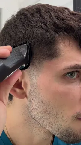 Part 4/7: Beard Trimmer Burst Fade Self-Haircut Tutorial 💇🏻‍♂️ #shorts #selfhaircut #menshaircut #menshair