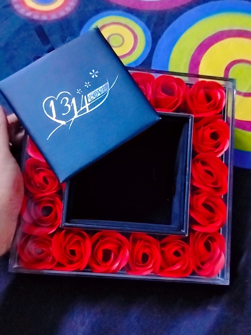 Jewelry Box For Your Special One🌹  #tiktokviral #LearnOnTikTok #tiktokmusic #tiktokawards #viralvideo #funny #funnyvideos #duet #💚💚💚 #smallbusinessowner #womenownedbusiness #supportsmallbusiness #supporteachother #goviraltiktok #goviralvideo #gifts 