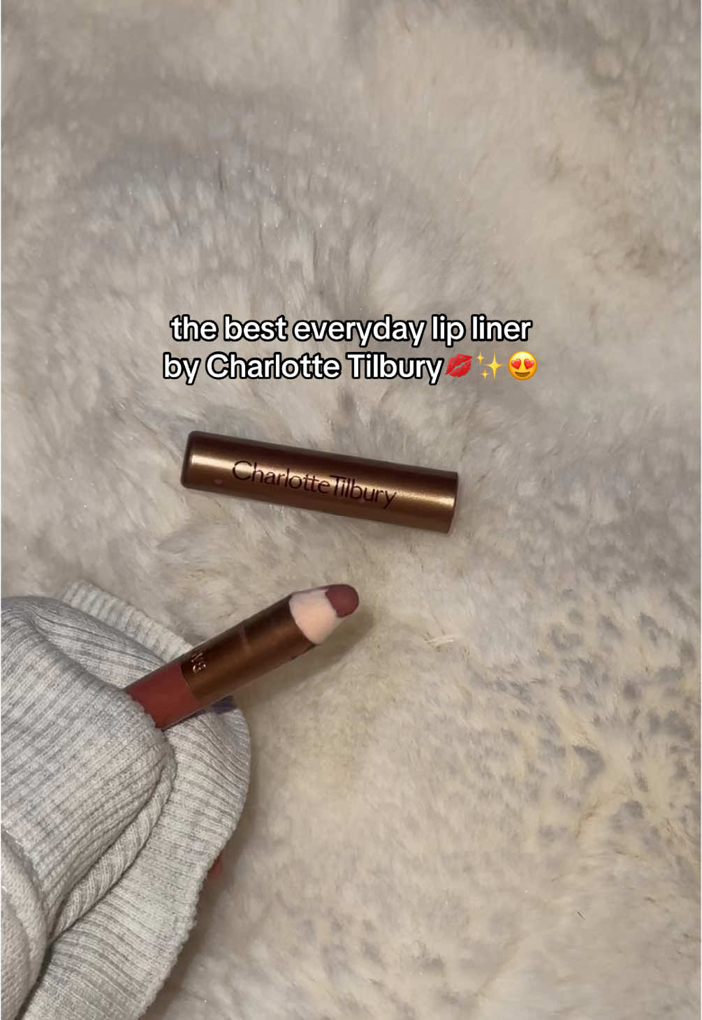 run & stock up 😍💋✨ #charlottetilbury #medium #lipcombo #lipliner #lipcheat #pillowtalk #lips #makeup #makeupdeals #deals #flashsale #pillowtalkmedium 