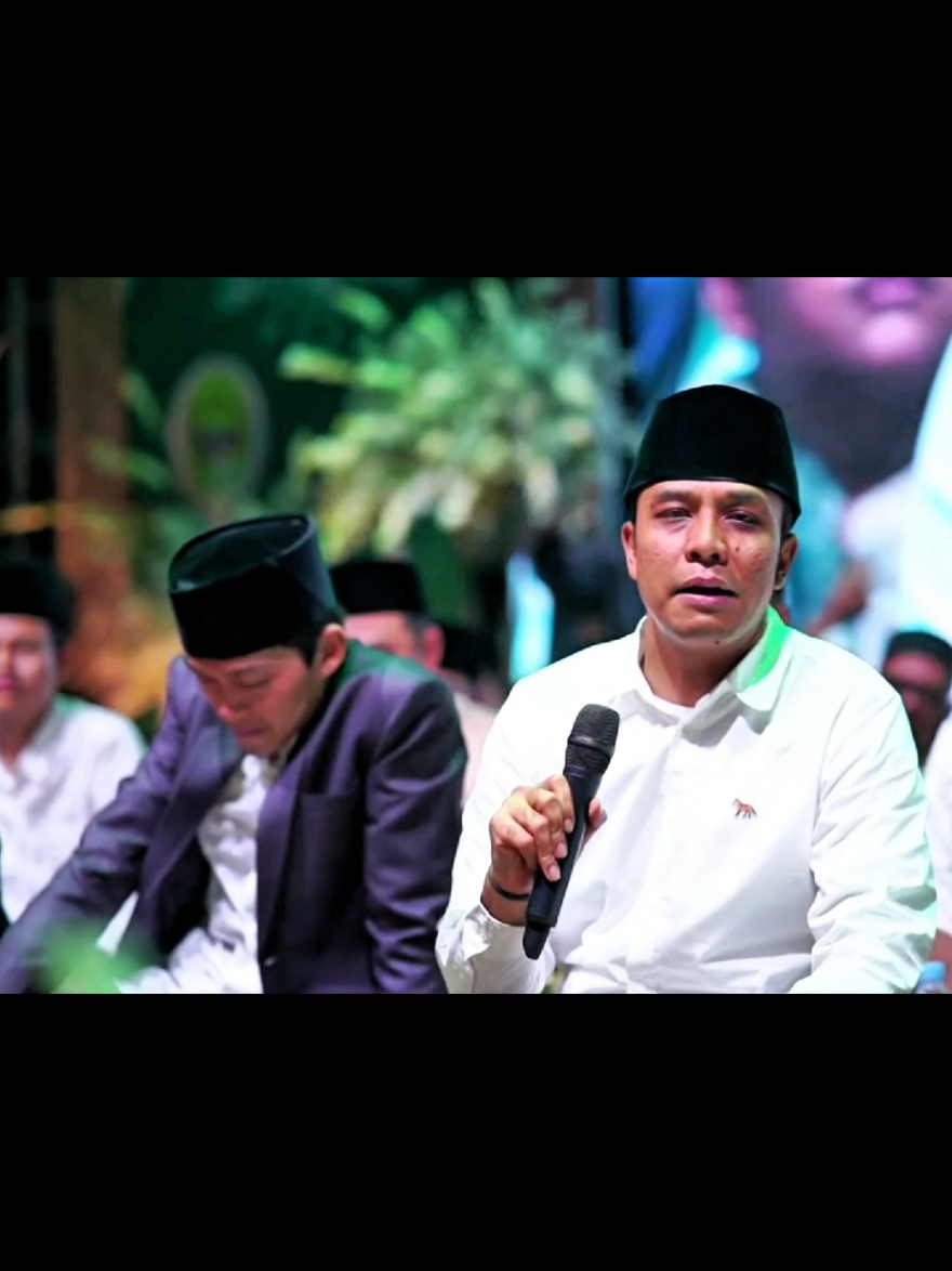 gus Kautsar menanggapi perihal akhir akhir ini yang sempat viral di media sosial #guskautsarploso #guskautsar #gusiqdam #habibzaidan #gusmiftah #viralvideo 