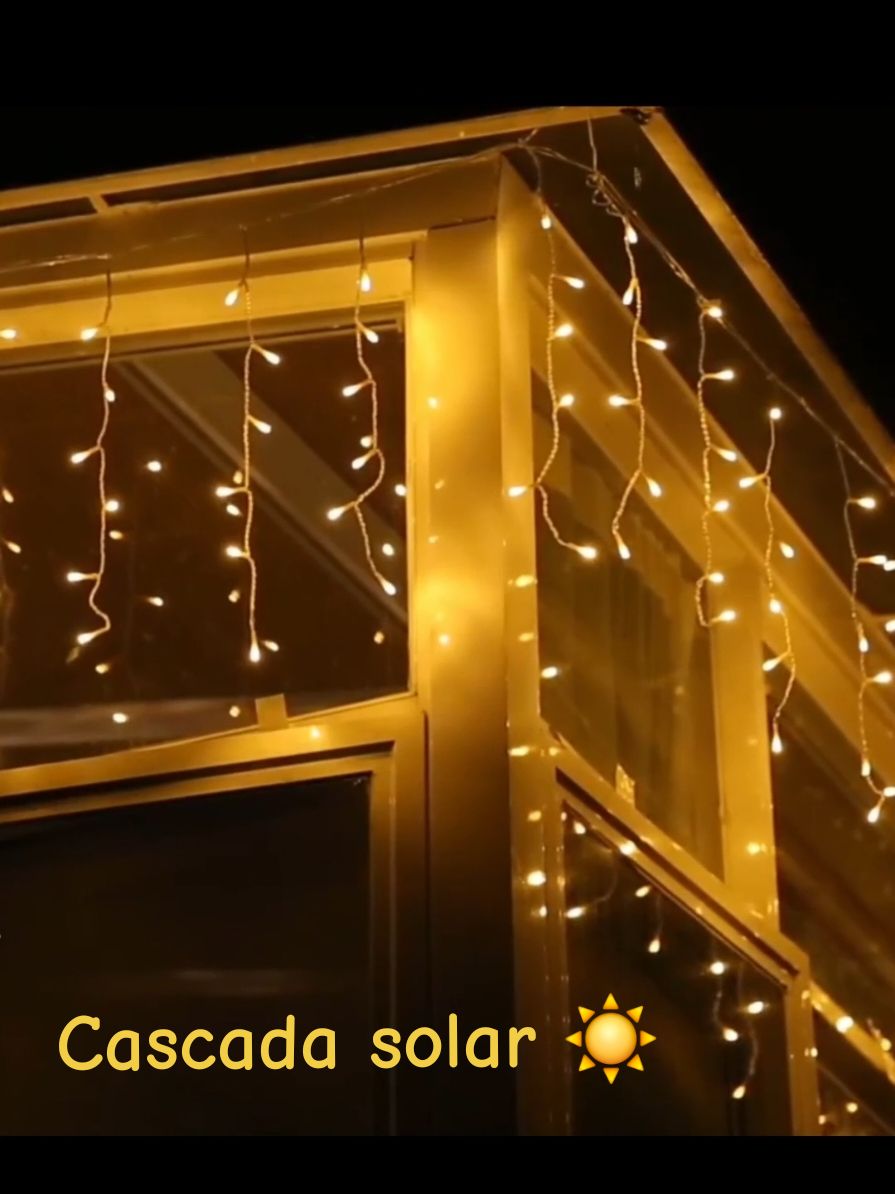 Imagina un atardecer perfecto iluminado con destellos cálidos que caen como una lluvia de estrellas. ¡Eso es lo que obtendrás con nuestras Cascadas Solares de Luz Cálida! 🌟 💫 ¿Por qué las amarás? ✅ Energía solar 100%: Cargan durante el día y brillan automáticamente por la noche. ✅ Ambiente acogedor: Su luz cálida crea una atmósfera mágica y relajante. ✅ Fácil instalación: Sin cables ni complicaciones, ¡solo cuelga y disfruta! ✅ Para interior y exterior: Ideal para jardines, terrazas, balcones o espacios de relajación. 📦 Realizamos envíos a todo Chile y entregas presenciales en Valdivia. 📲 ¡Corre antes que se agoten! Pídela ahora por DM o whatsapp y prepárate para la magia nocturna! 🛒Encuéntralas en nuestro catálogo de productos de whatsapp +569 77525136 #cascadasolar #cascadadeluces #lucesdenavidad #lucessolares #navidad #decoracionexterior #decoracionjardin #luzsolar #valdivia #valdiviacl #tiendaonline #compraonline #chile #valdiviachile #decoraciondenavidad #adornosdenavidad 