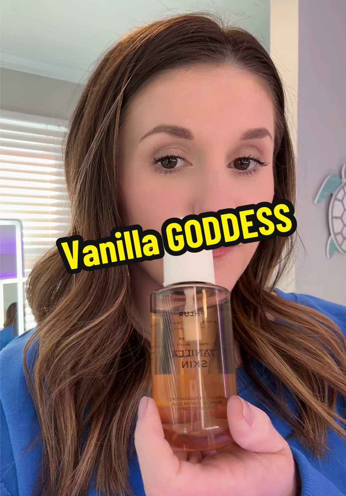 Vanilla skin!!! #fragrancetiktok #perfumetiktok #vanilla #sogood #smellsgood #vanillaskin #phlur #phlurfragrance 