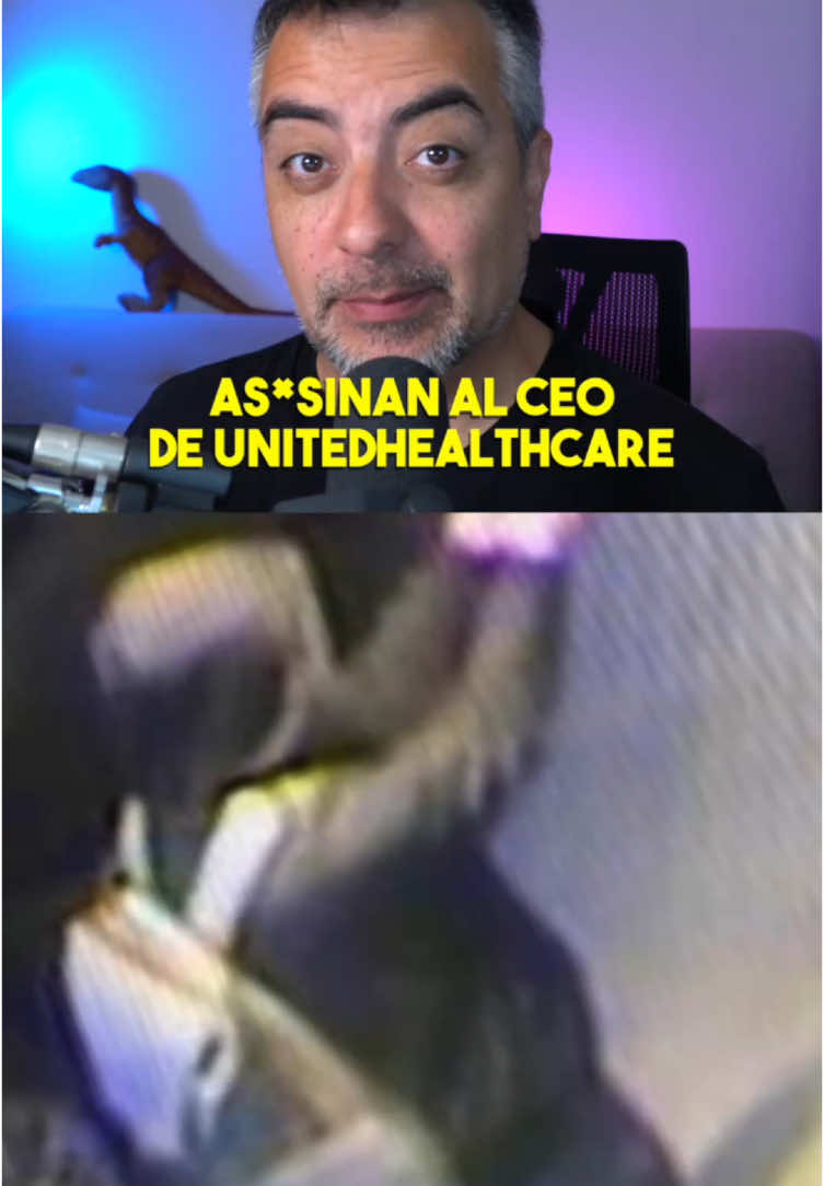 Brian Thompson, el director ejecutivo de #unitedhealthcare fue liquidado el miércoles en pleno centro de Nueva York.  #parati #nuevayork #newyork #isapre #caso #policia #investigación #fyp 