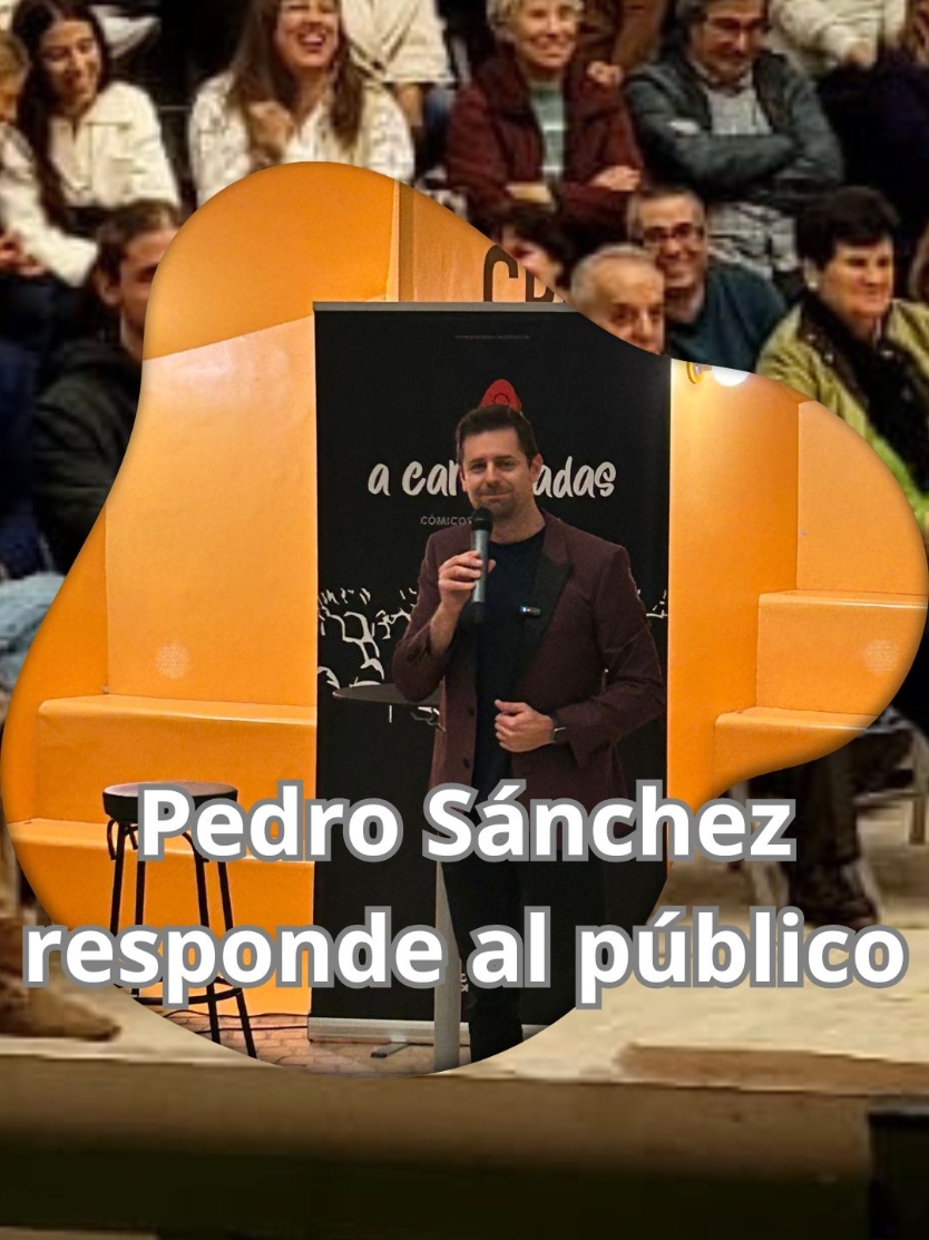 Una de las cosas que pasan en mis shows es que hay interacción con el público. Preguntan a mis personajes y a mí me toca improvisar. A veces me meto en un buen jardín, pero los personajes siempre saben cómo salir de ahí 😅😅 #imitaciones #humor #monologo #extremadura #comediaenespañol #carlosgata #risas 