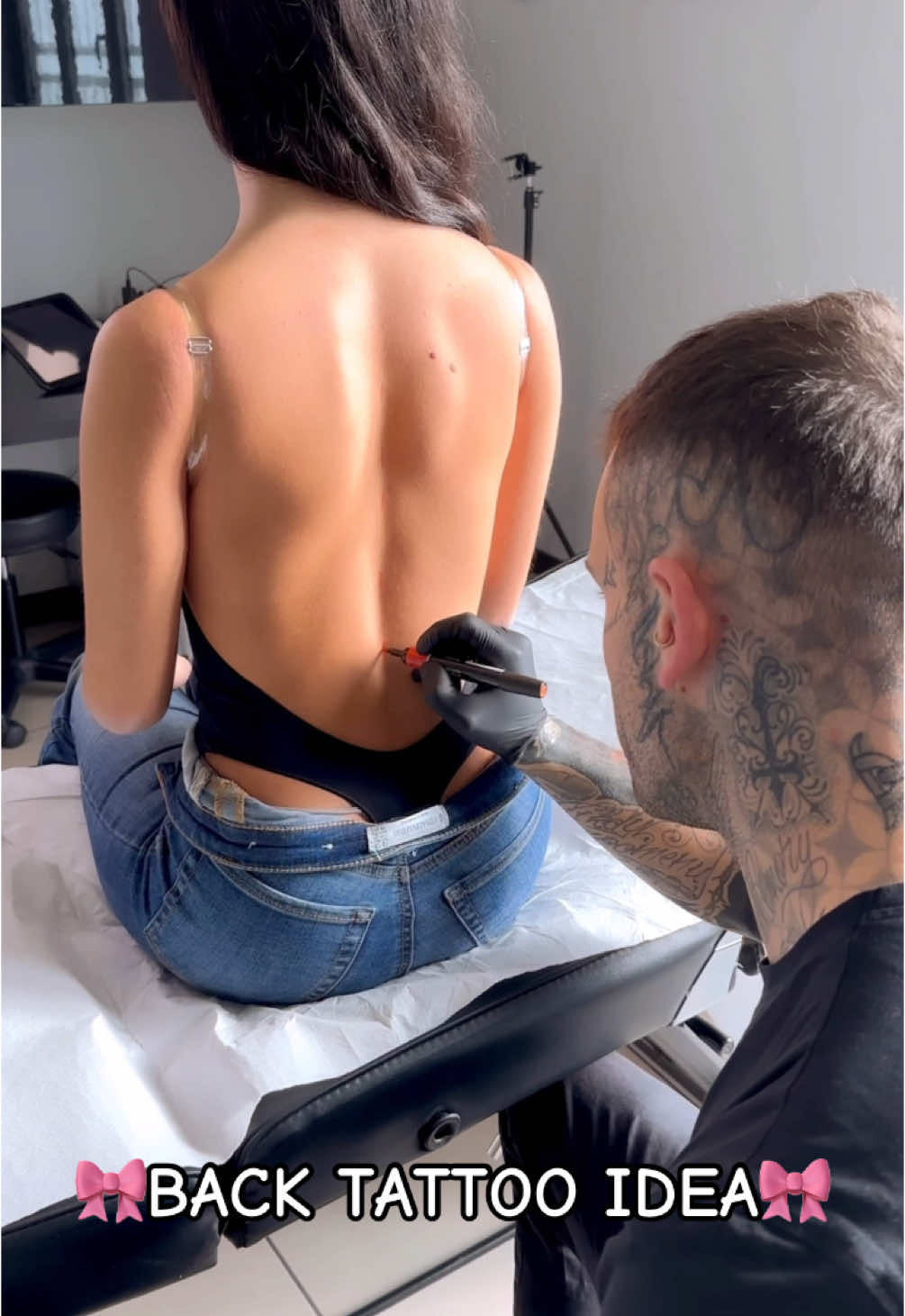 Ig: giuseppe_longato 🎀❤️ #backtattoo #tattooidea #tattooinspiration #tattoodelicada #tattootiktok #tattoogirl #tattoolove #finelinetattoo #tatuaje #tatuagem #tattoo