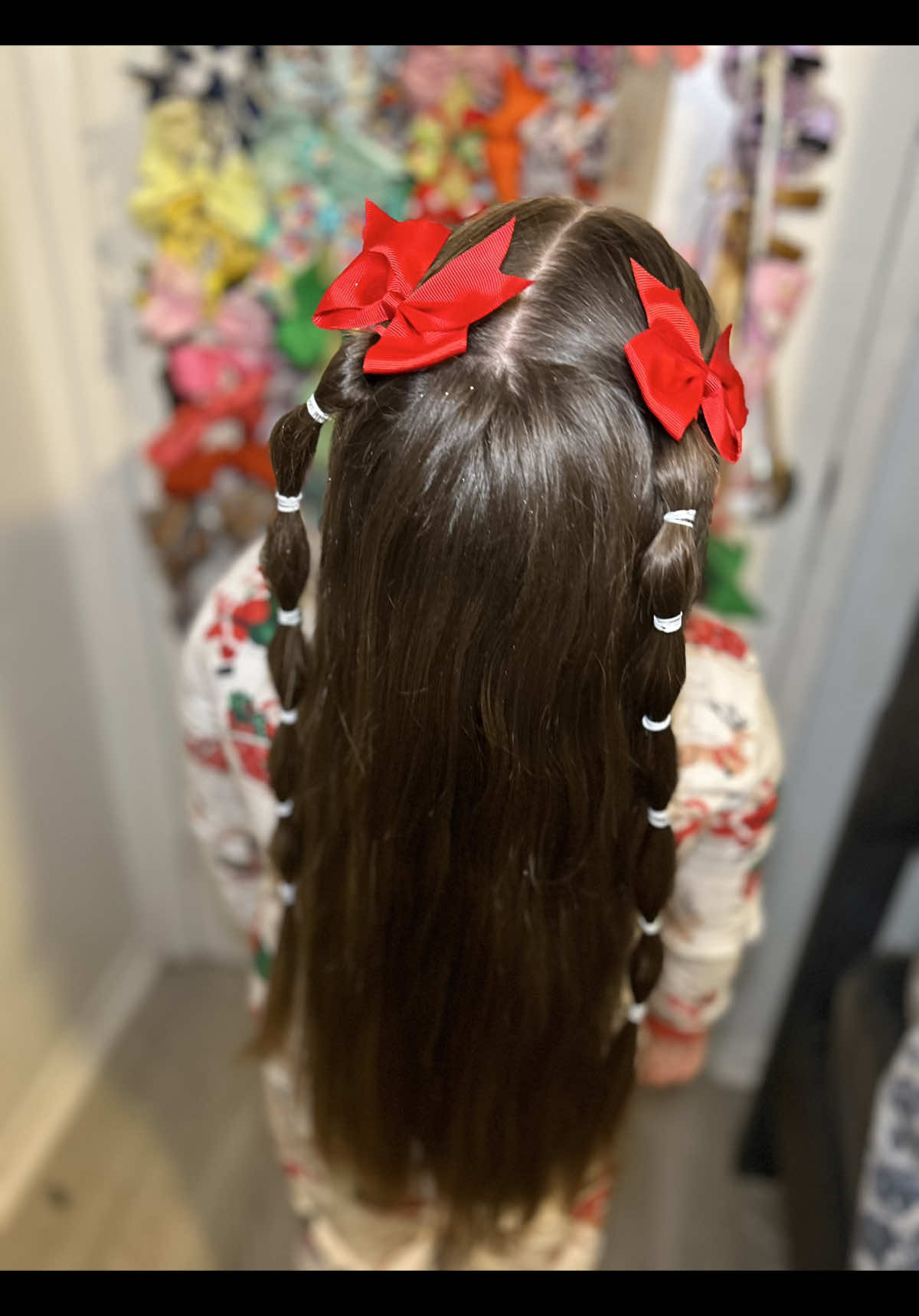 Holiday Hairstyle | Part 4 🎄💚 #hotd #hairstylistsoftiktok #ponytail #pienadosparanina #schoolhairideas #toddlertok #hairstyleoftheday 