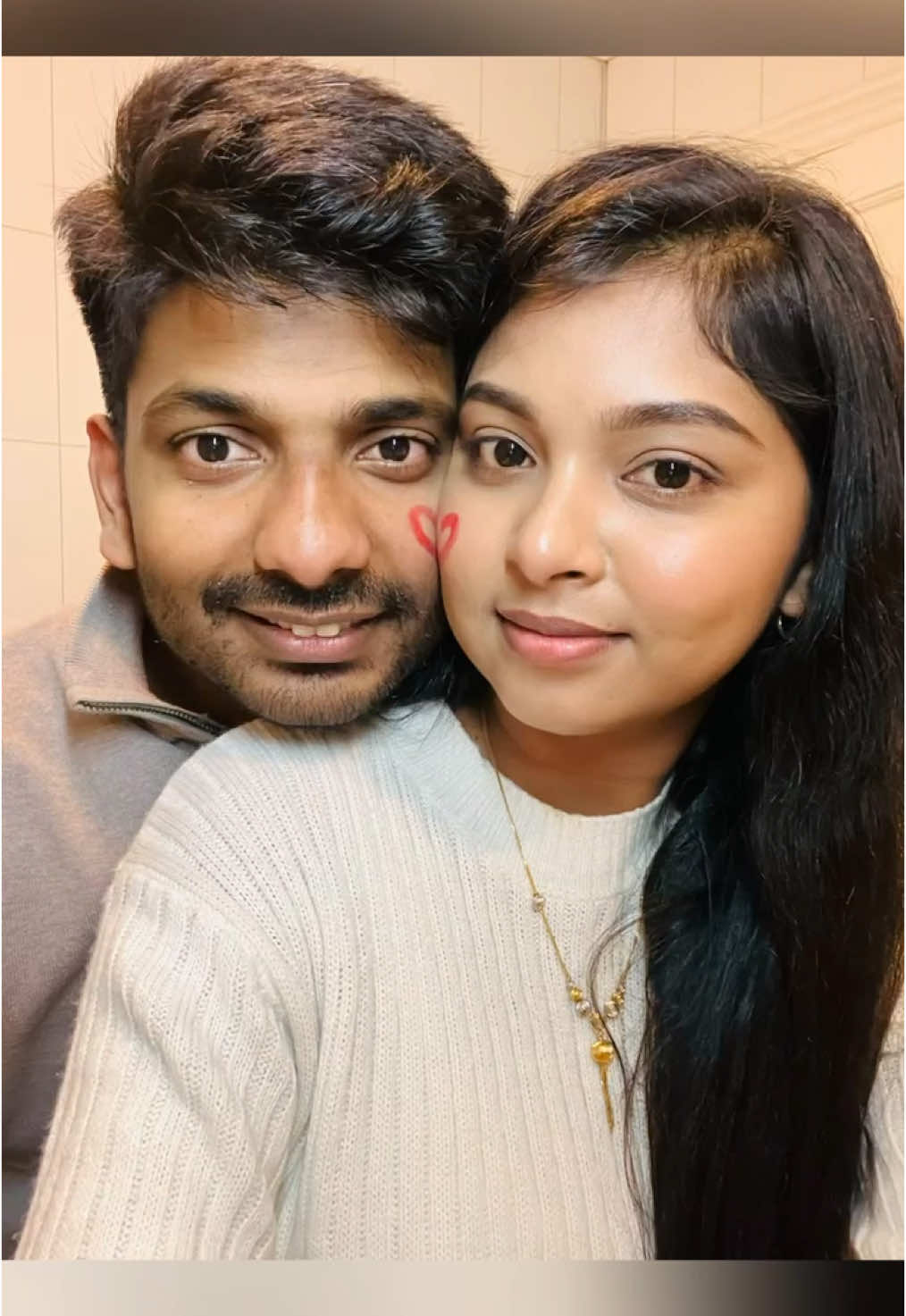 Feeling cute together😍🥰 #tamil #thanukithu #shorts #viral #shortsviral #heart #face #cute #couple