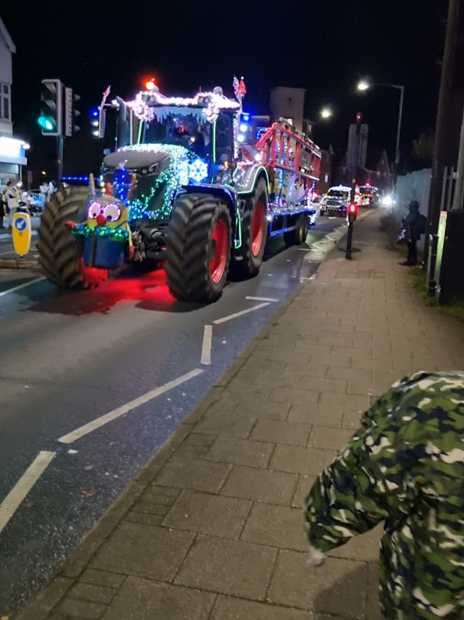 Sheepy And District Ploughing Association Christmas Tractor Run. great family fun 😁  #christmastiktok #christmaslights #tractorrun #tractor #tractor #tractors #FamilyFun #charity #farmers #supportfarmers #christmas #