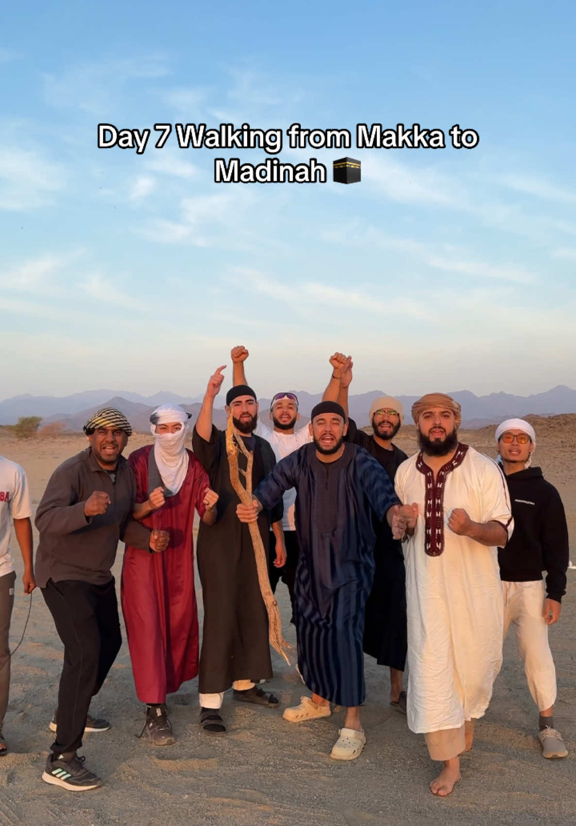 Day 7 of walking from makka to madinah! - can’t believe tomrorow is our last day! Its gone past so fast and im sad to see it come to an end but Alhamdulilah for this once in a life time experience 🤲🏼 #makkahmadinah🕋 #makkah #umrah #hijrah #islamic 