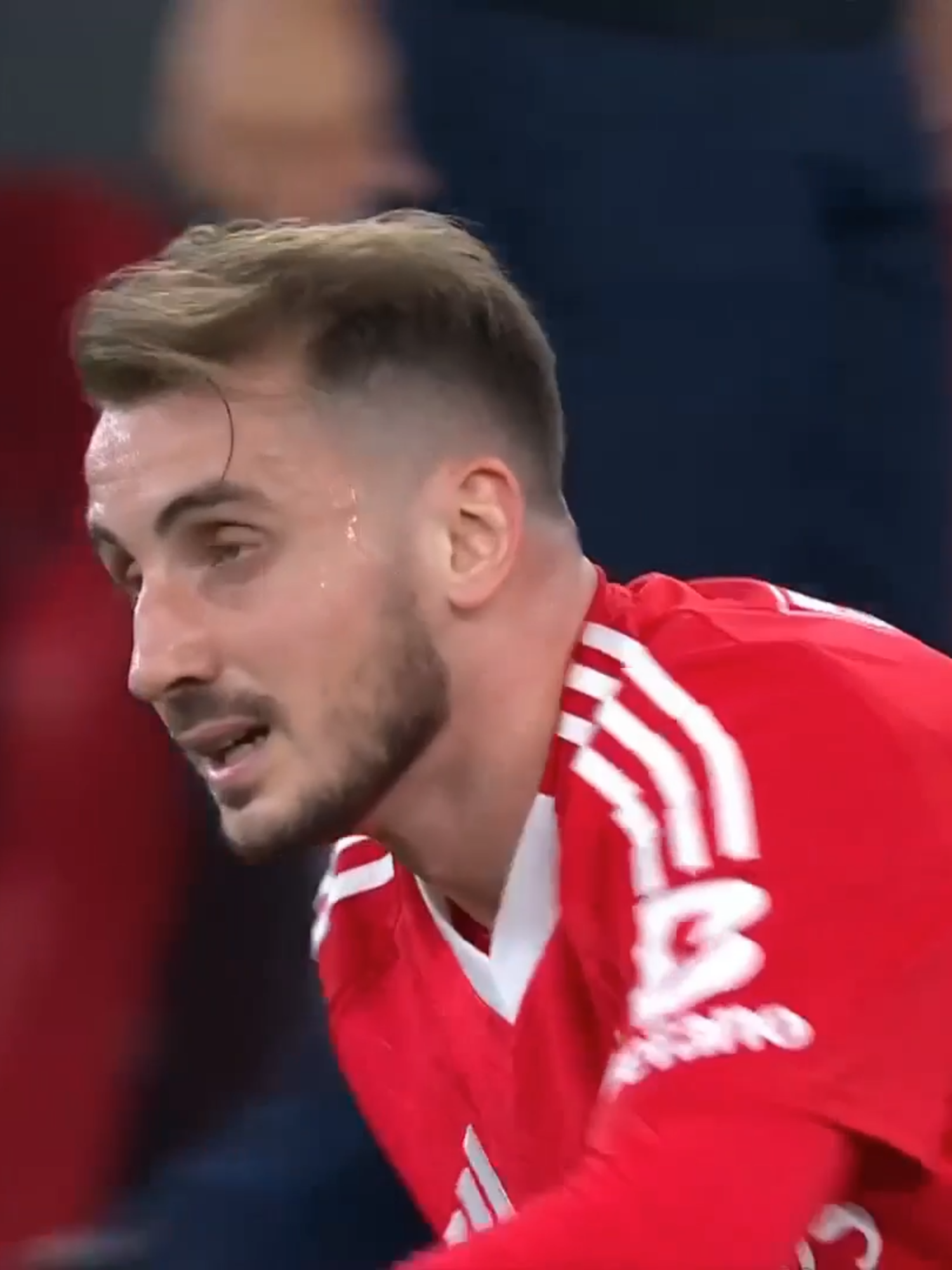 Kerem Aktürkoğlu  🪄#ligabwin#benfica #benficasempre#relatodosgolosdobenfica#slb#relato#viralllllllllllll#futebol#fyp#rumoao39#SLBenfica #vitoriasc#kerem #keremaktürkoğlu