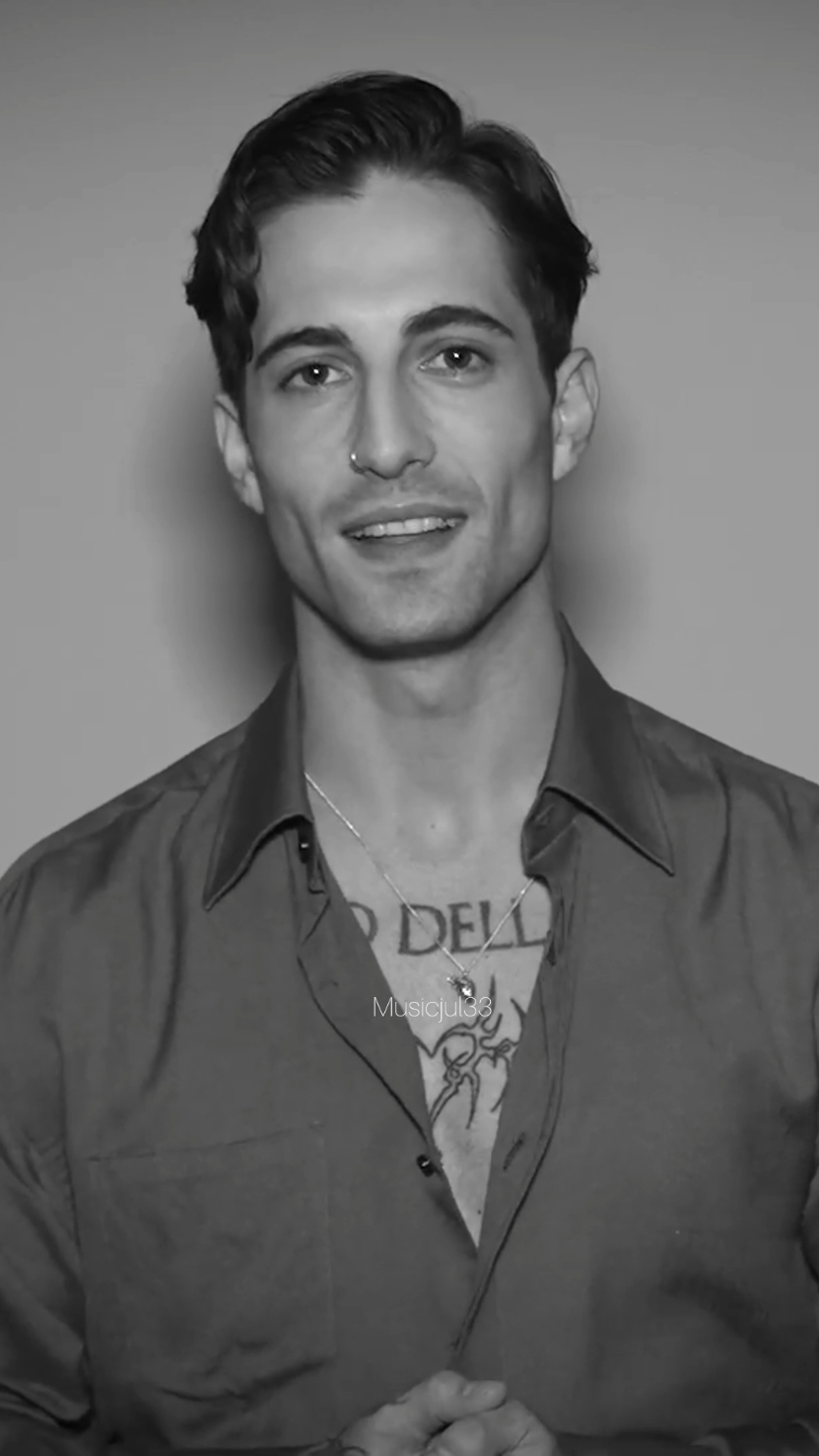 show us what those eyes can do @Damiano David   video| 1Live YouTube  #damianodavid 