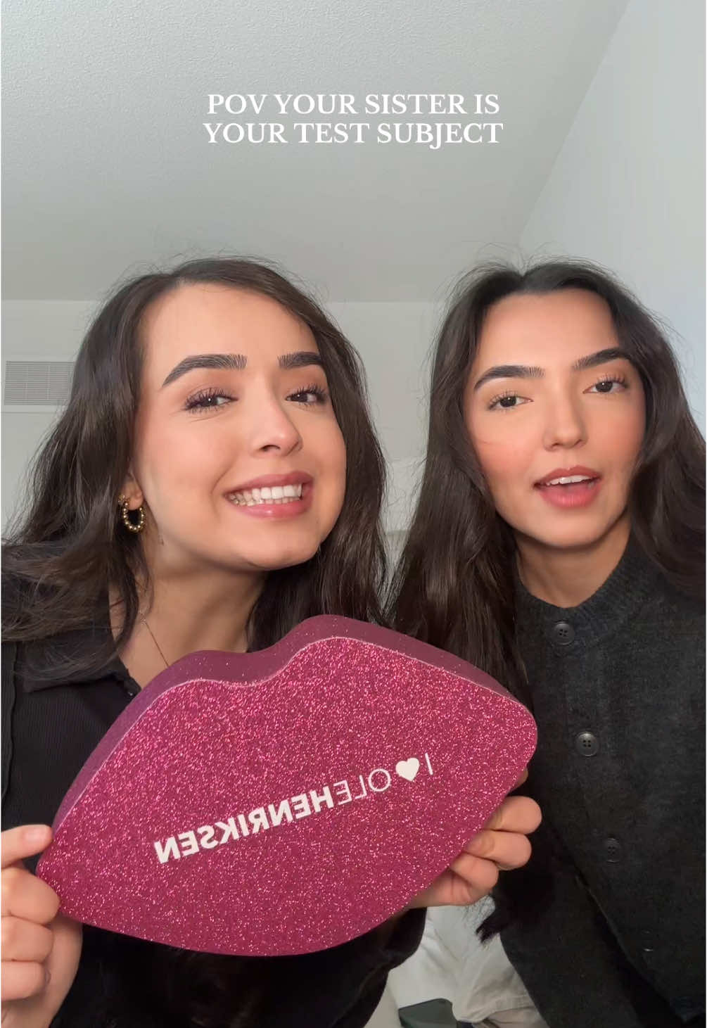 and she has the bigger lips LOLL @Olehenriksen ##olehenriksen #sisters #sister #sistergoals #sisterhood #sistersforever #oldersister #littlesister #makeup #product #products #cute #Siblings #siblingcheck #sibling #siblinggoals #lipbalm #reviews #fyp #fypシ 